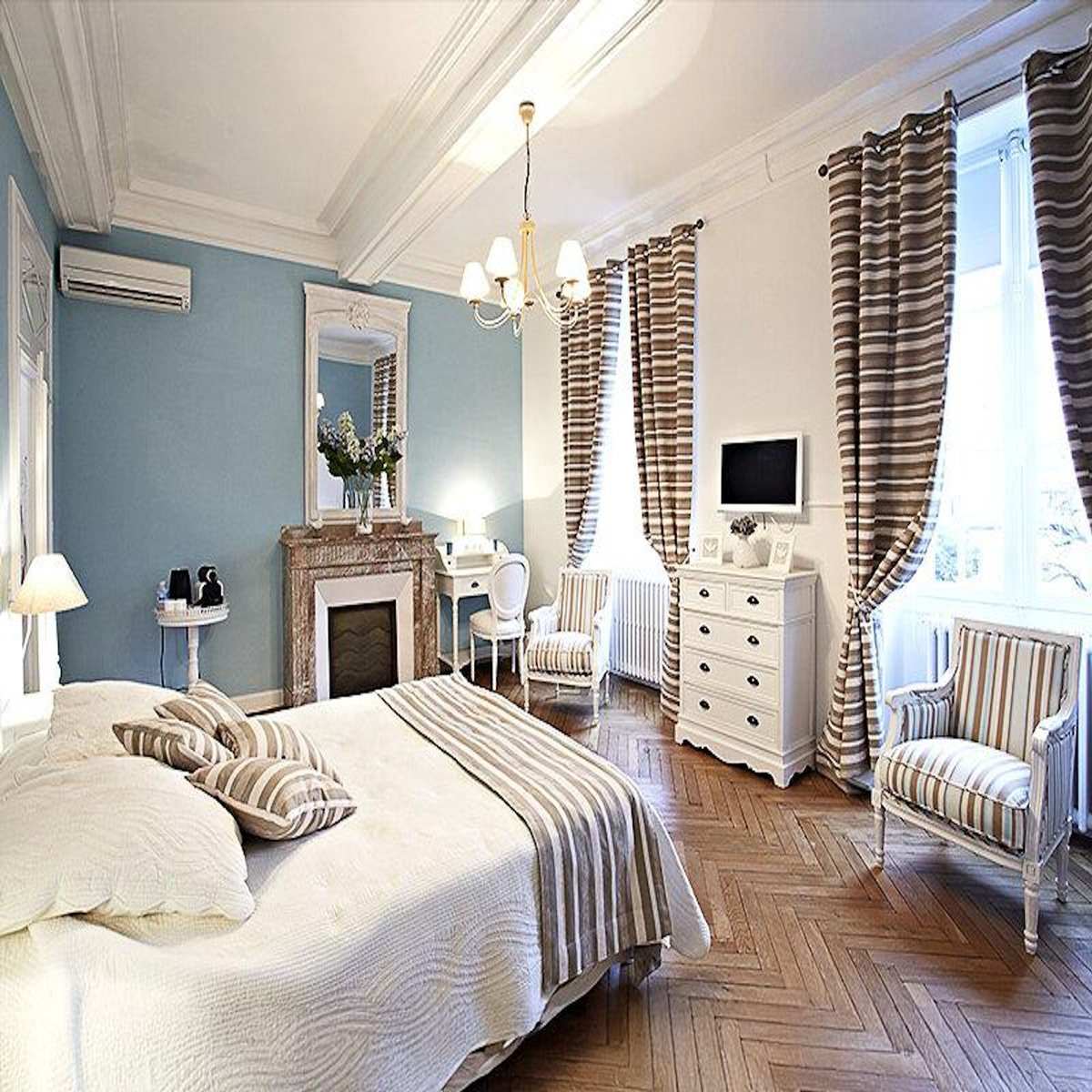 Smartbox Multi-séjour avec activité détente ou sensations fortes pour grand-mère - Coffret Cadeau Multi-thèmes