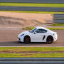 Voir la diapositive 2 : Smartbox Stage de pilotage : 2 tours sur le circuit de Haute Saintonge en Porsche Cayman S 718 - Coffret Cadeau Sport & Aventure