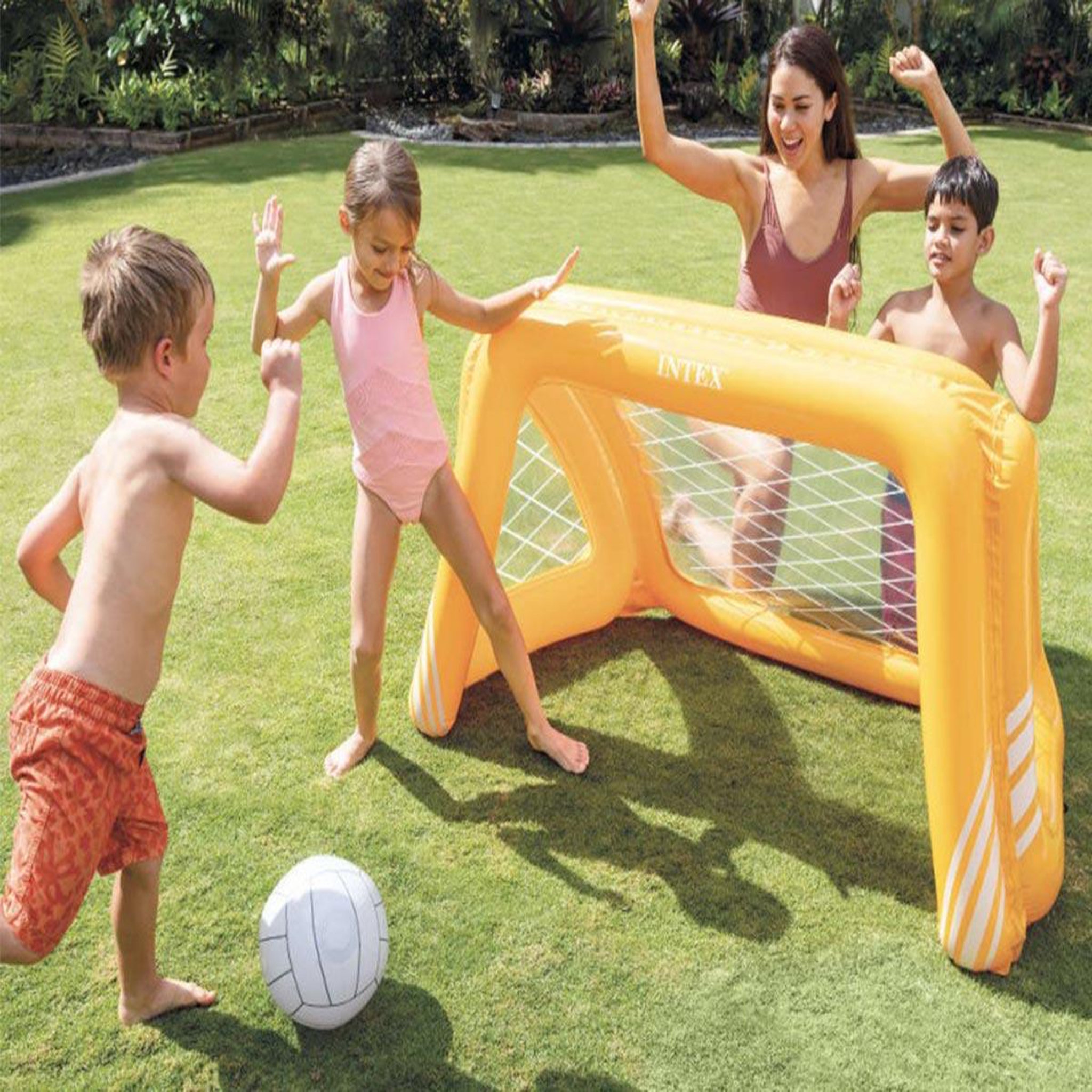 Voir la diapositive 4 : INTEX Jeu de water polo - Intex