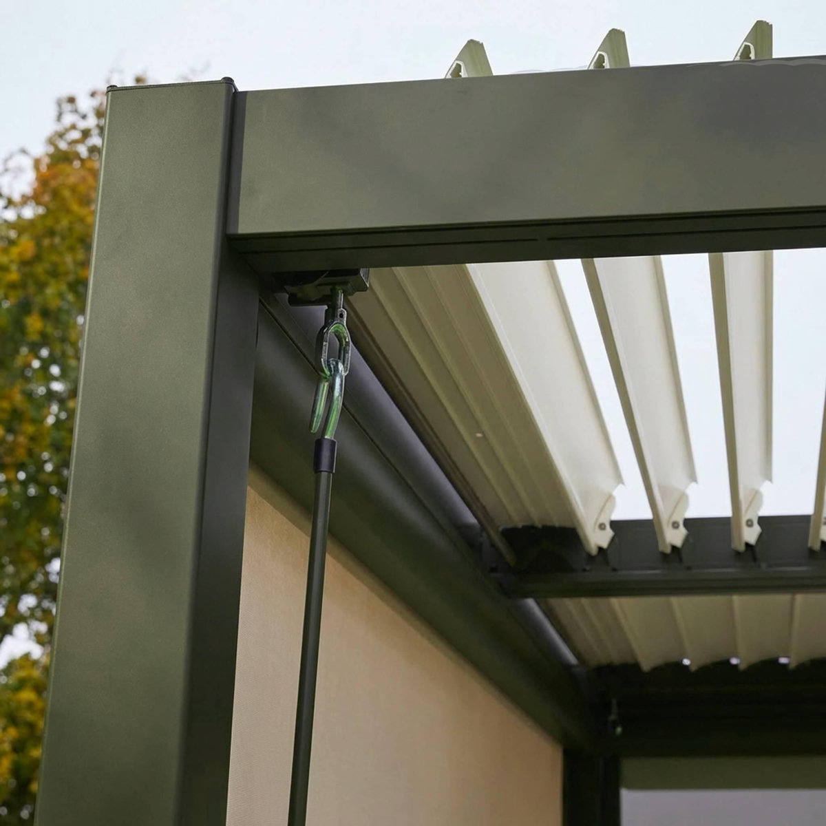 SWEEEK Pergola bioclimatique aluminium et acier lames orientables 4x3m Palace