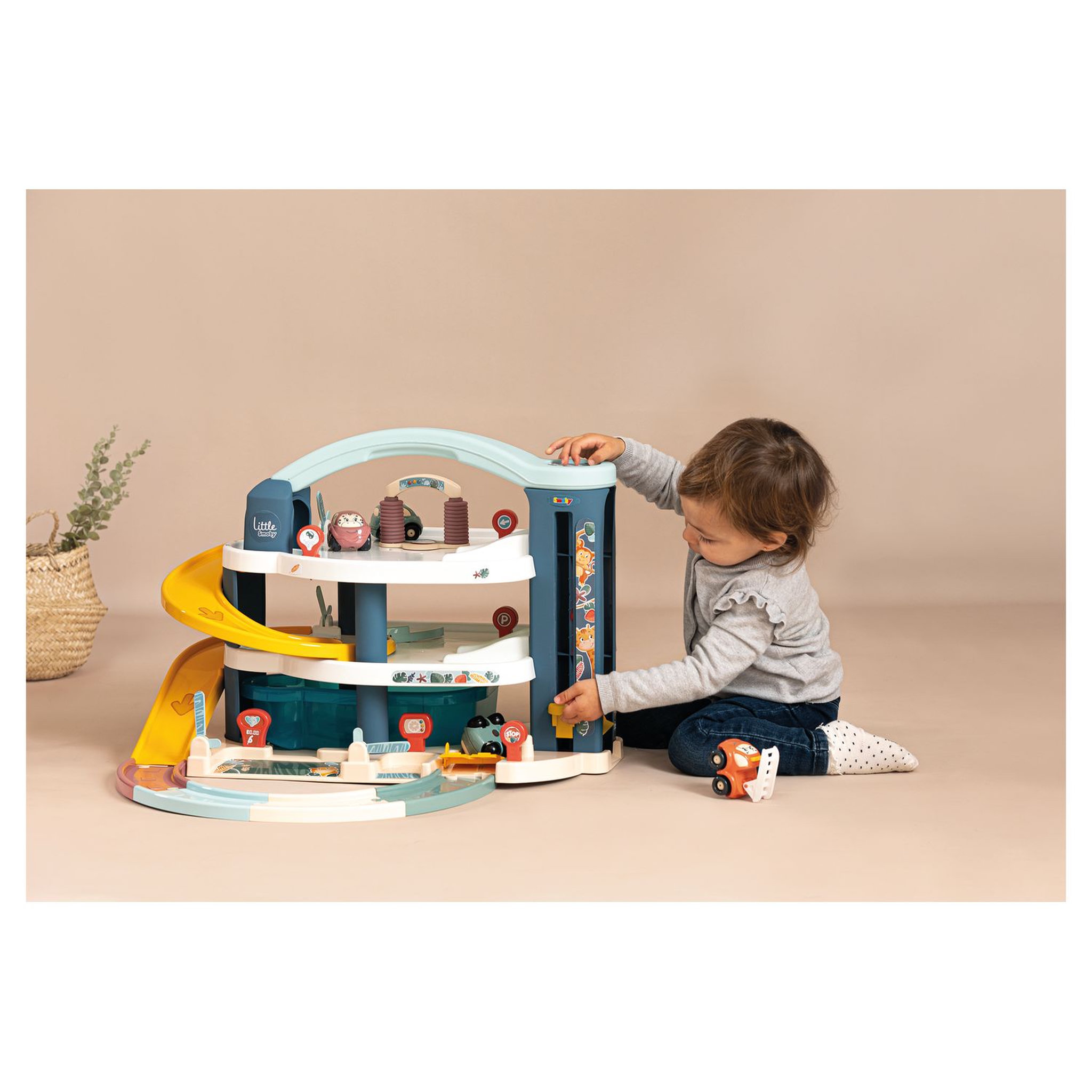 Voir la diapositive 7 : SMOBY LS Grand Garage