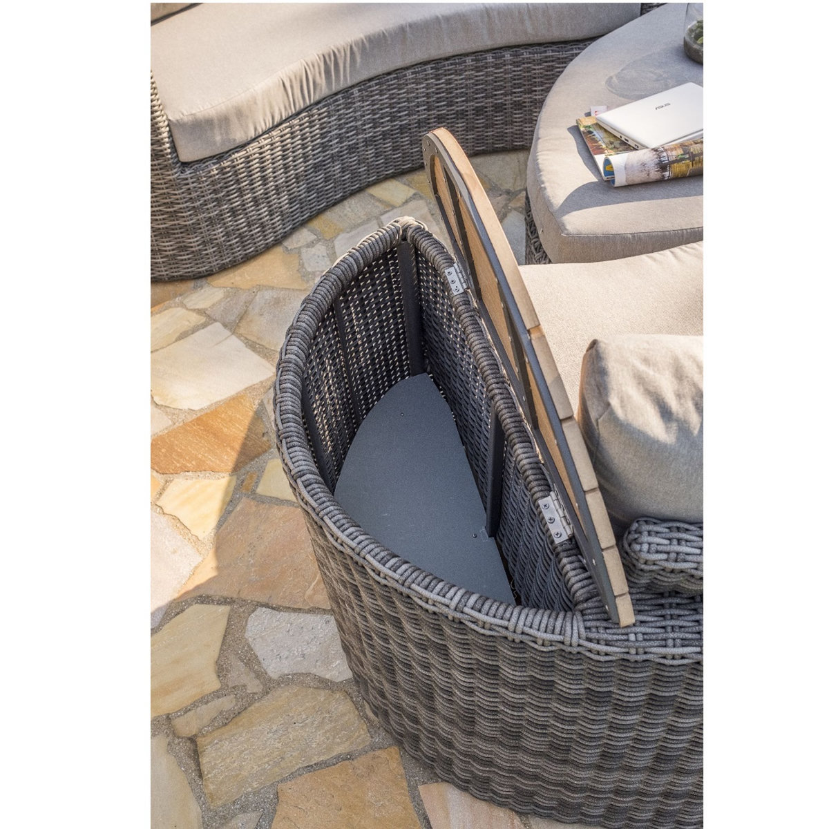 DCB GARDEN Salon bas de jardin 8 personnes en résine tressée NOUMEA - GRIS