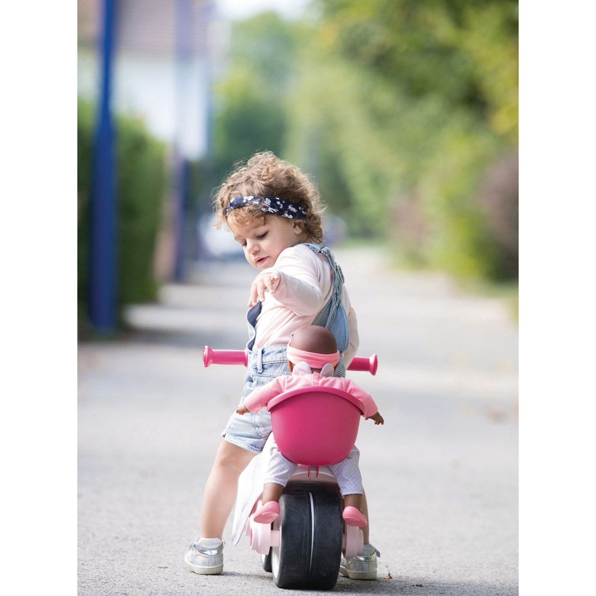 SMOBY Porteur scooter Corolle