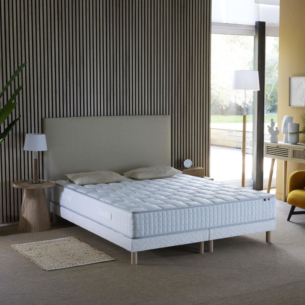 IDLITERIE Ensemble literie : matelas à ressorts COSMOS et sommier - qualité française