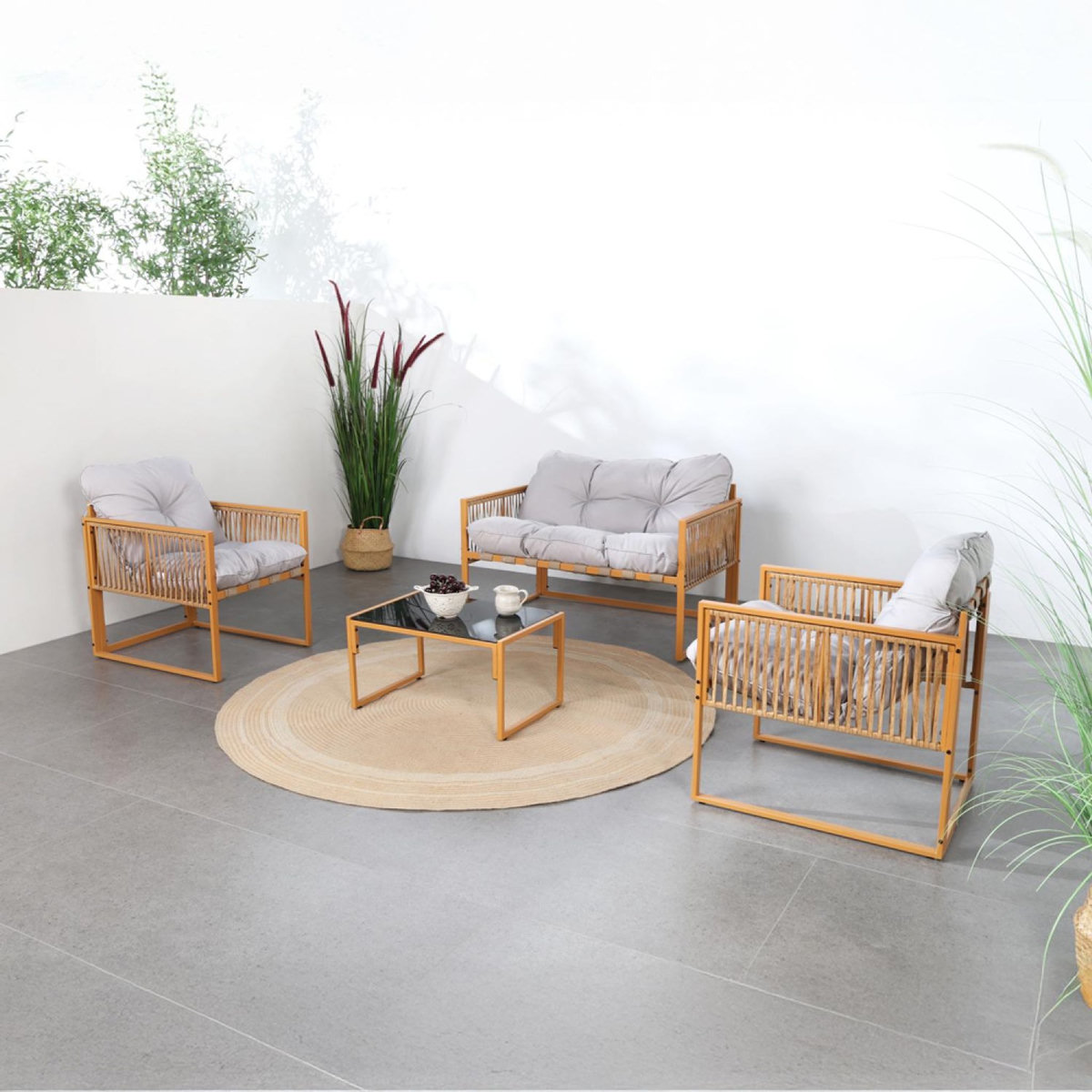 CONCEPT USINE Salon de jardin 4 places effet rotin coussins gris clair TURINI