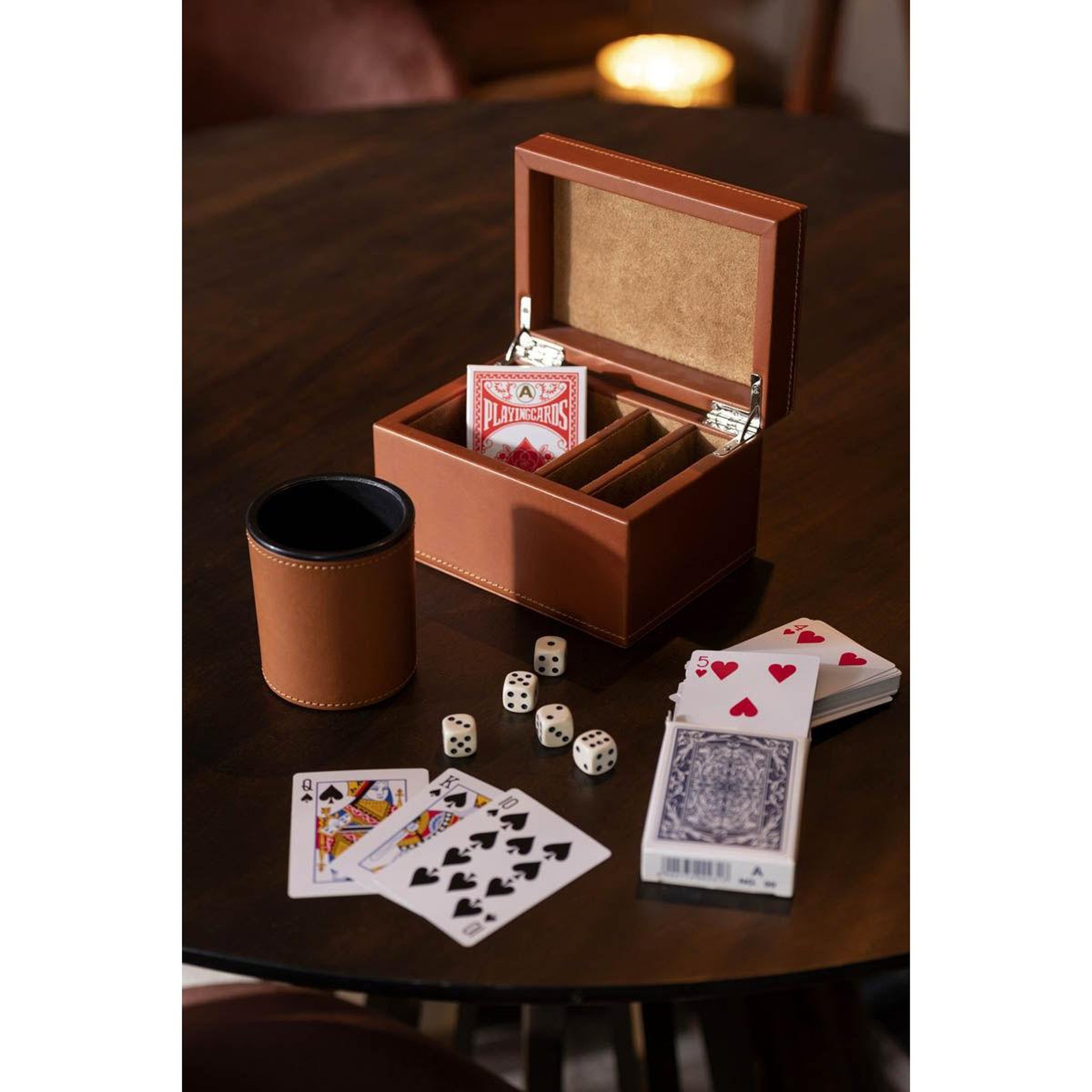 Voir la diapositive 4 : J-LINE Boîte jeux de cartes  ezra  17cm cognac