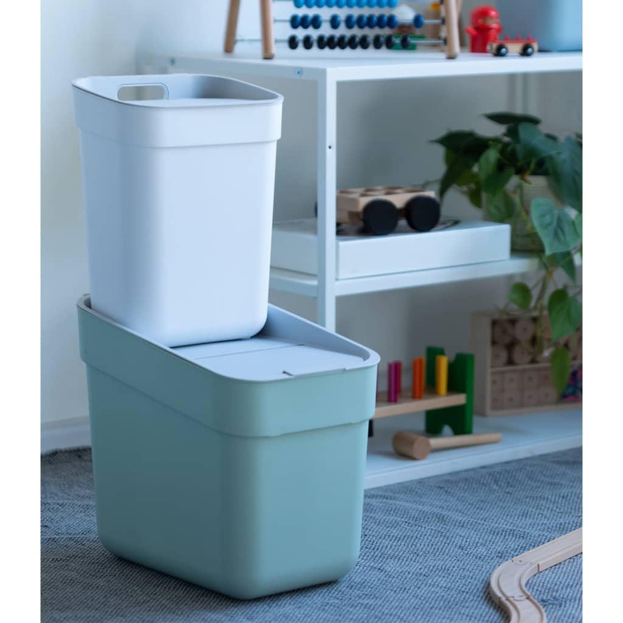 Voir la diapositive 2 : CURVER Curver Poubelle Ready to Collect 20 L Vert menthe