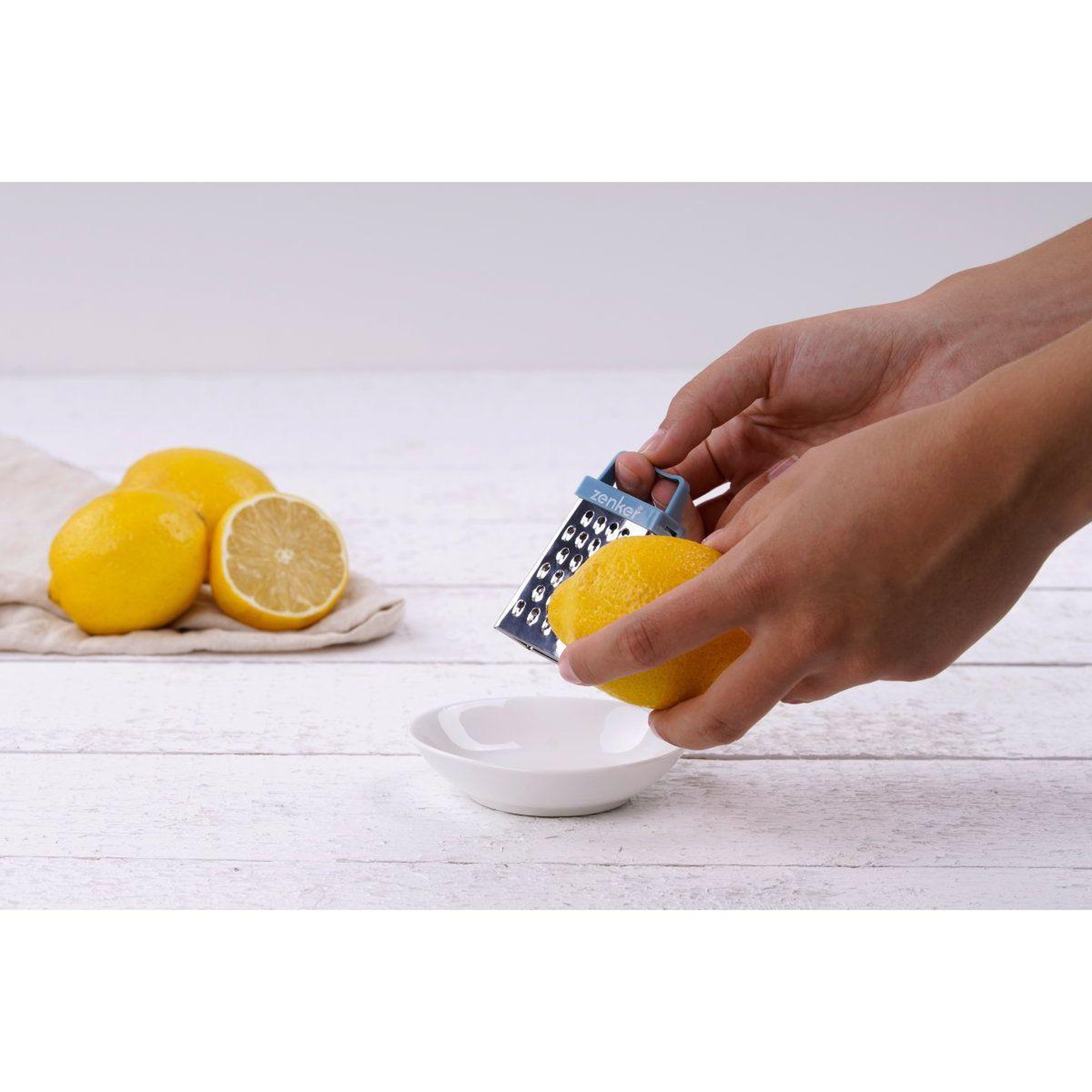 Voir la diapositive 6 : ZENKER Mini râpe de pâtisserie 7,5 cm Zenker Sweet Sensation