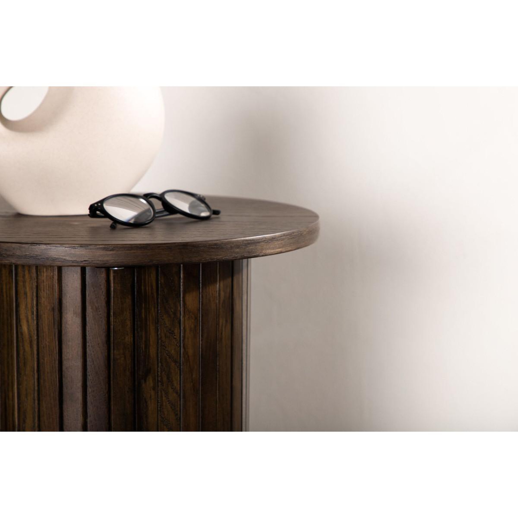 Voir la diapositive 5 : Paris Prix Table d'appoint design nervuré  bianca  65cm marron