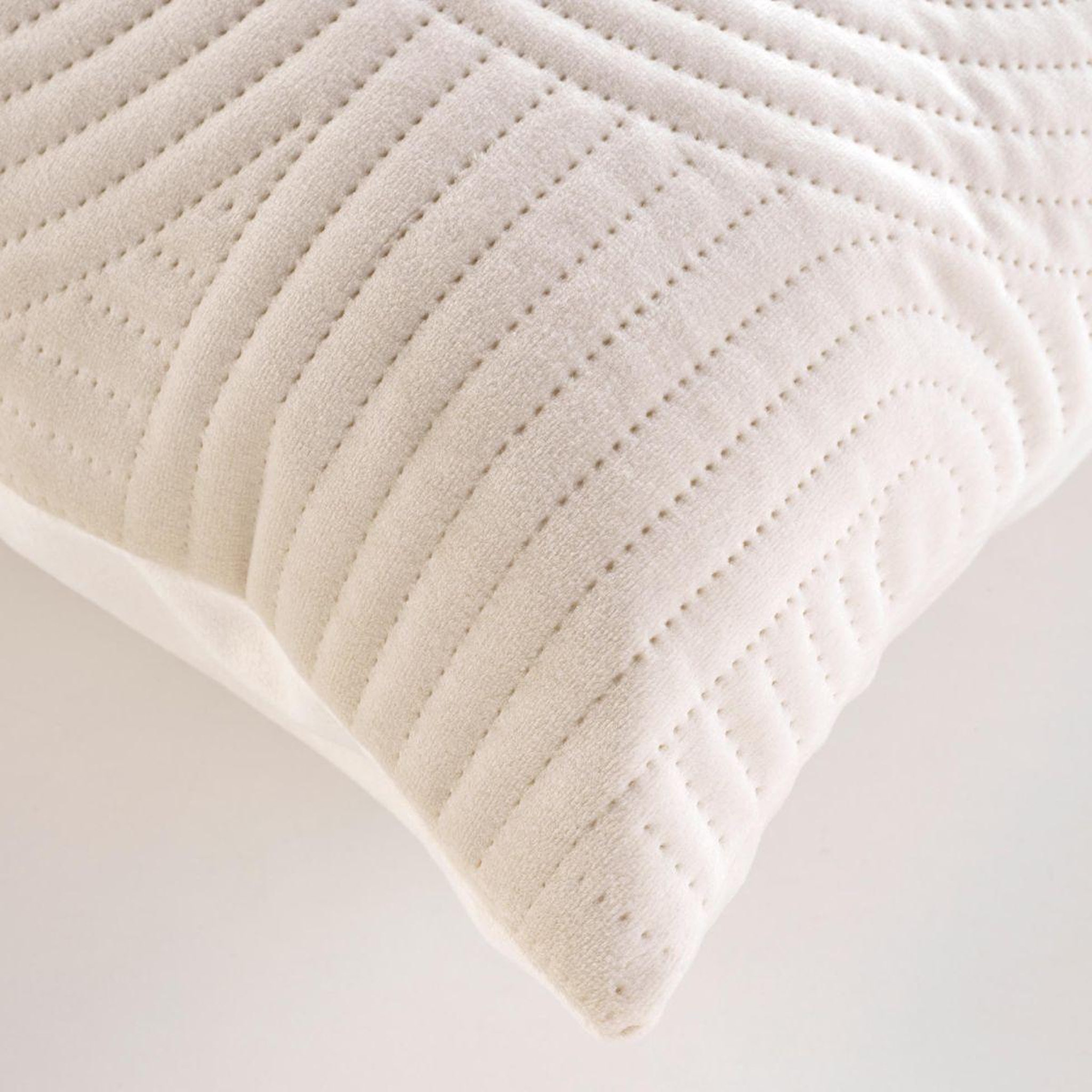 Voir la diapositive 3 : Douceur d'Intérieur Housse de coussin en velours  circles  40x40cm naturel