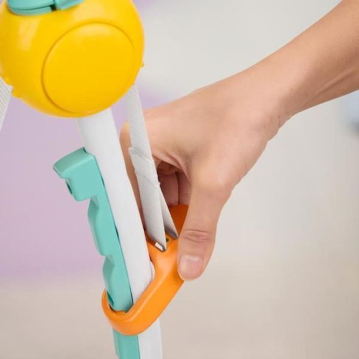 Bright Starts DISNEY BABY -STITCH- Aire d'éveil bébé multi-jouets, siege sauteur a rebonds évolutif, pivotant a 360° 10 jeux interactives