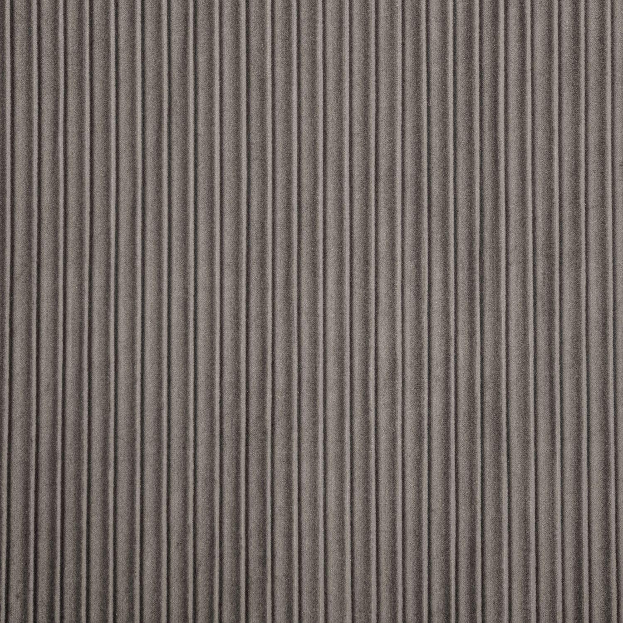 Voir la diapositive 4 : Leitmotiv Fauteuil en velours
