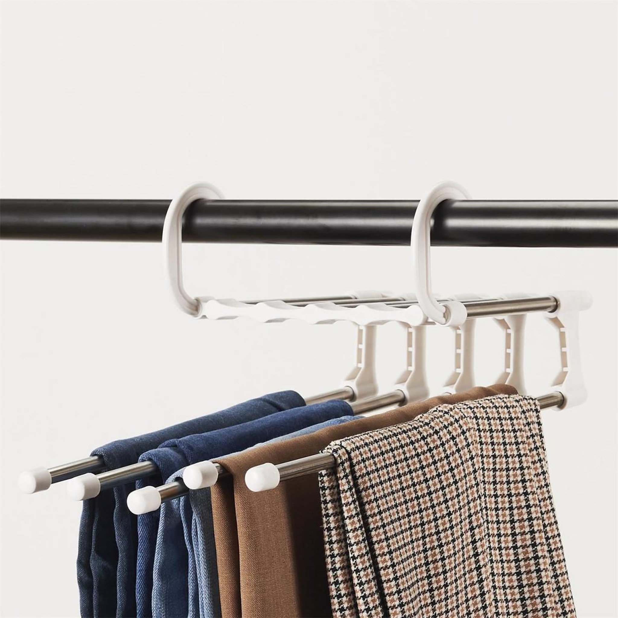 Voir la diapositive 5 : Je cherche une idee Cintre pour pantalons  multipostions  45cm blanc