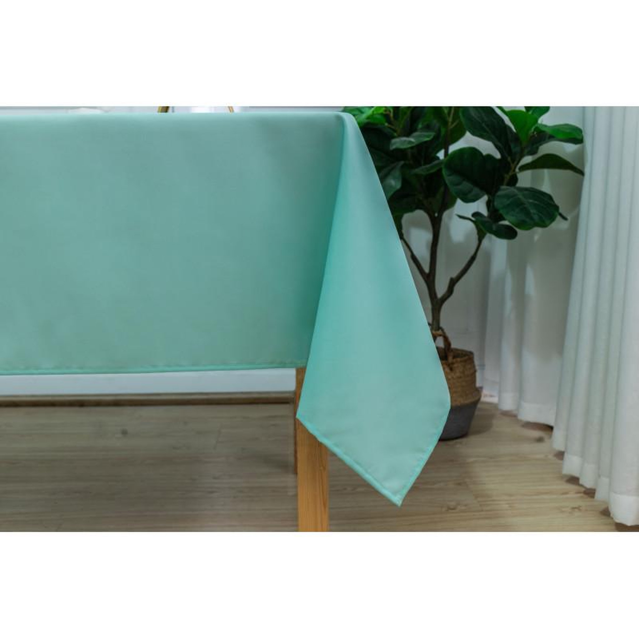 Voir la diapositive 2 : UNIVERS DECOR Nappe enduite avec traitement antitache Menthe rectangulaire 145 x 240 cm - Vert -