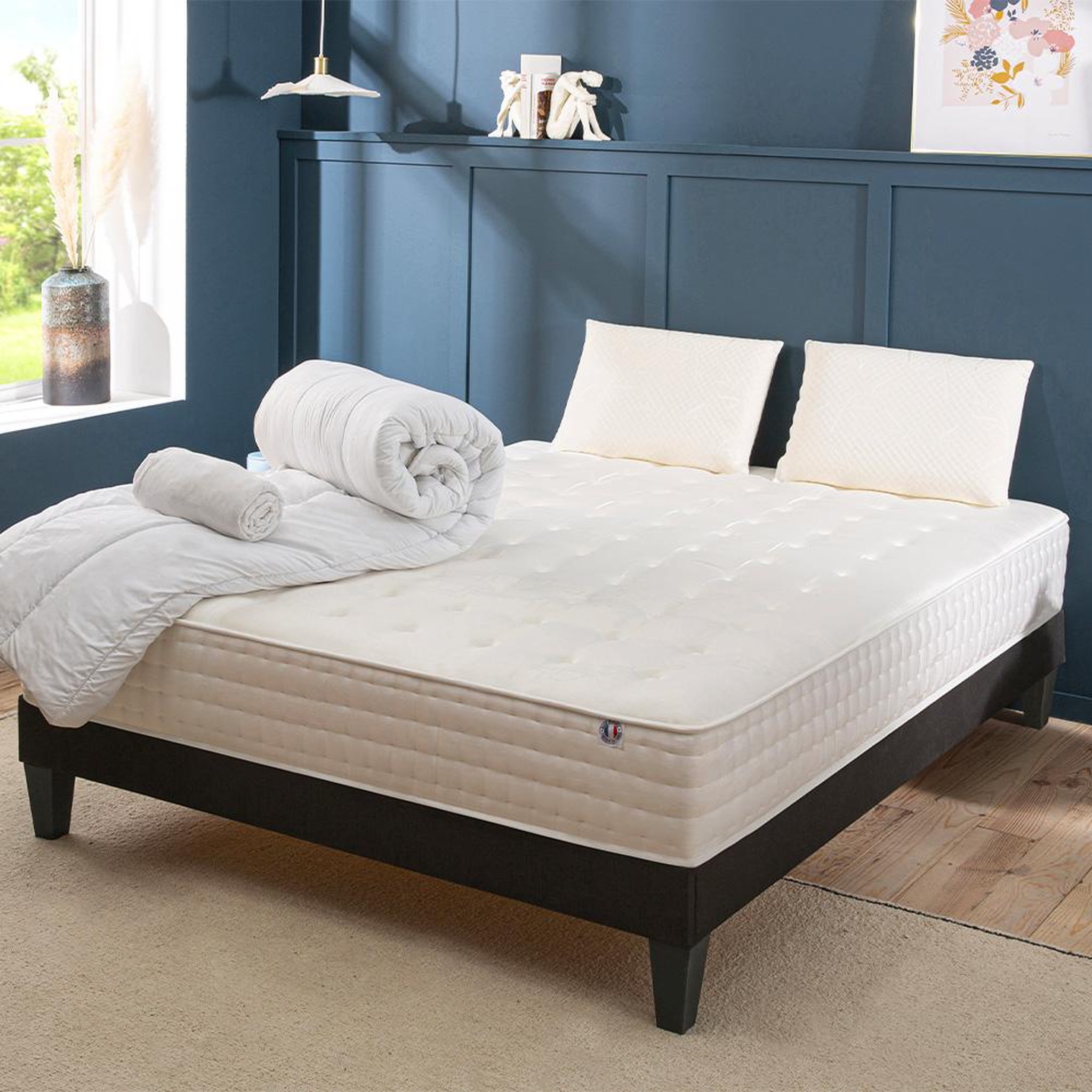 Voir la diapositive 3 : BELLECOUR BELLECOUR LITERIE | Pack Prêt à dormir CHÂTELET | Matelas Mémoire de forme + Sommier + Accessoires