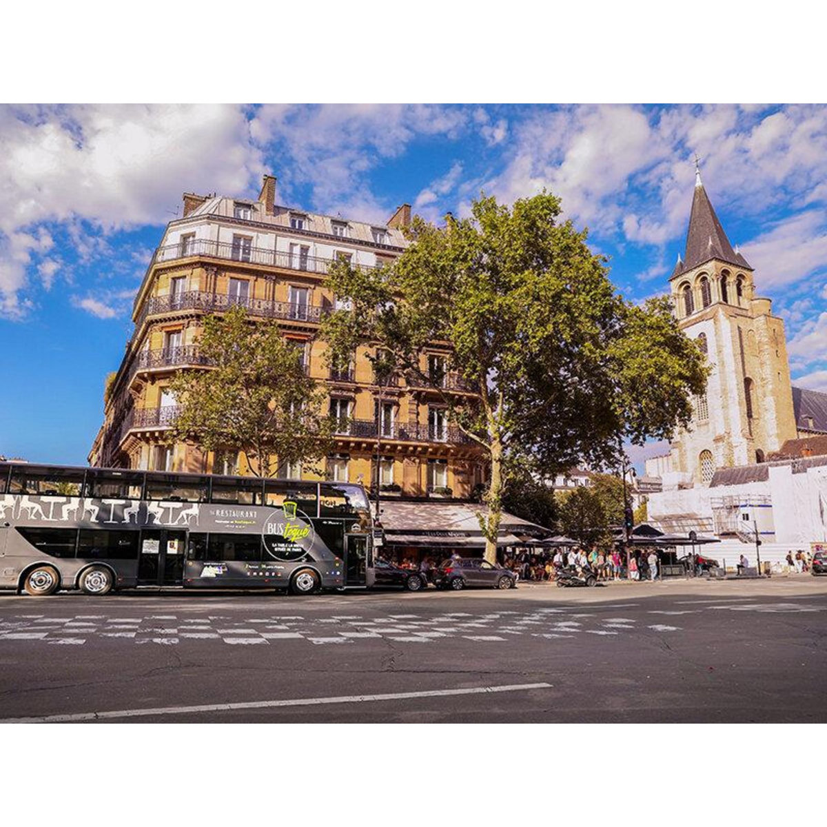 Smartbox Déjeuner insolite 4 plats avec visite de Paris dans le bus à impériale Le Saint-Germain 1920 - Coffret Cadeau Gastronomie