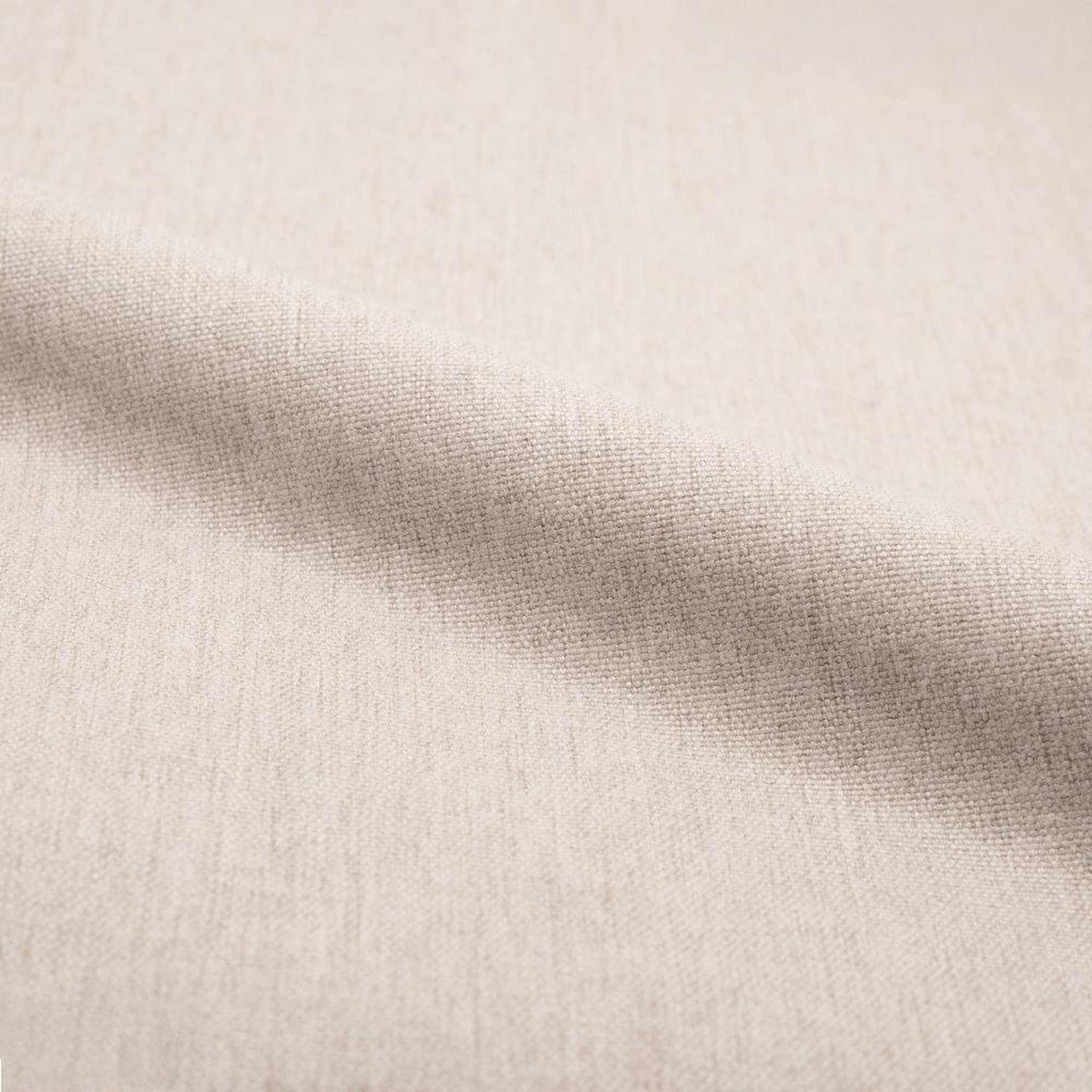 Voir la diapositive 3 : MAISON PAVANE Lot de 2 chaises en tissu beige et pieds en métal noir-victoria