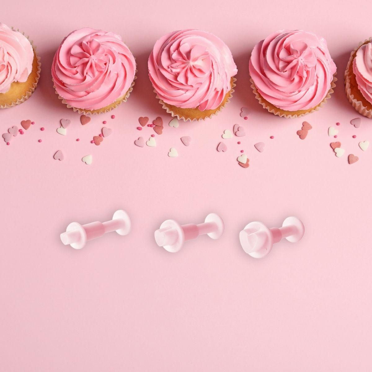 ZENKER Lot de 3 emporte-pièces cœur à poussoir pour pâte à sucre Zenker Candy