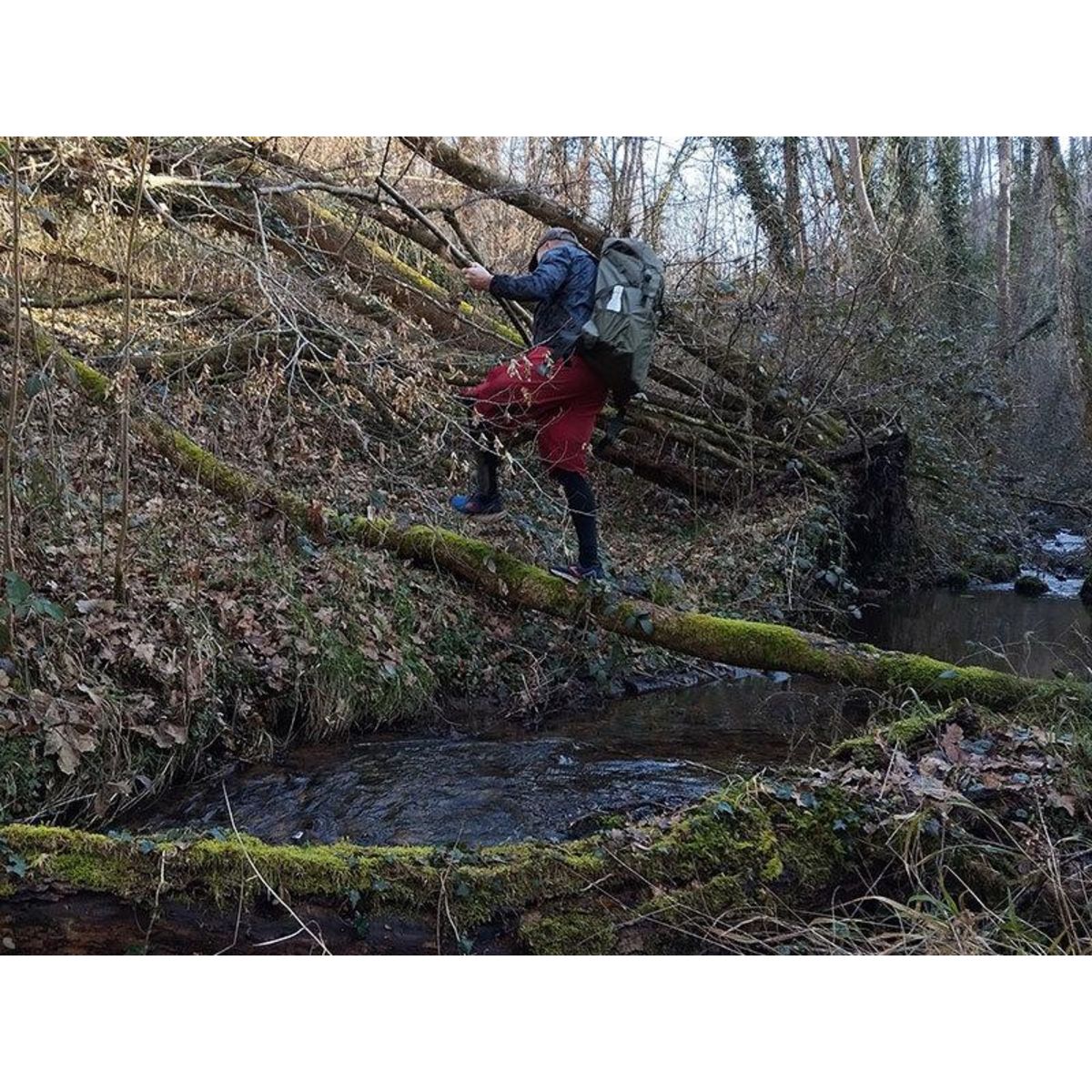 Smartbox Raid sportif de 16h avec barbecue militaire pour 2 personnes près de Saint-Étienne - Coffret Cadeau Sport & Aventure