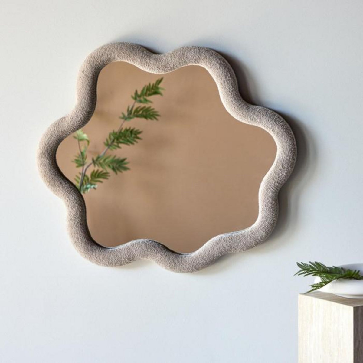 Paris Prix Miroir Mural Ondulé  Kungsbacka  70cm Beige