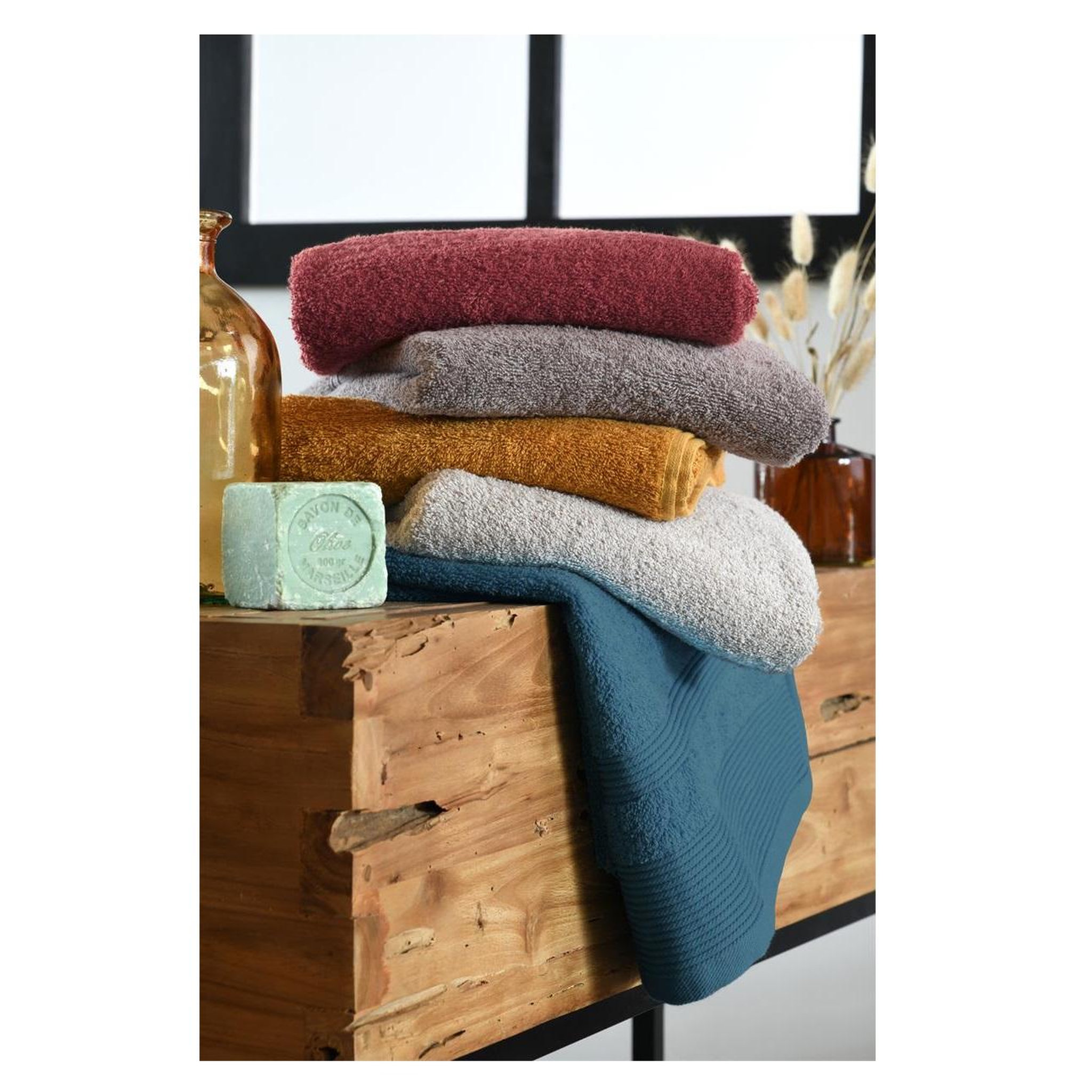 Voir la diapositive 2 : Eden Serviette de toilette invite lylia