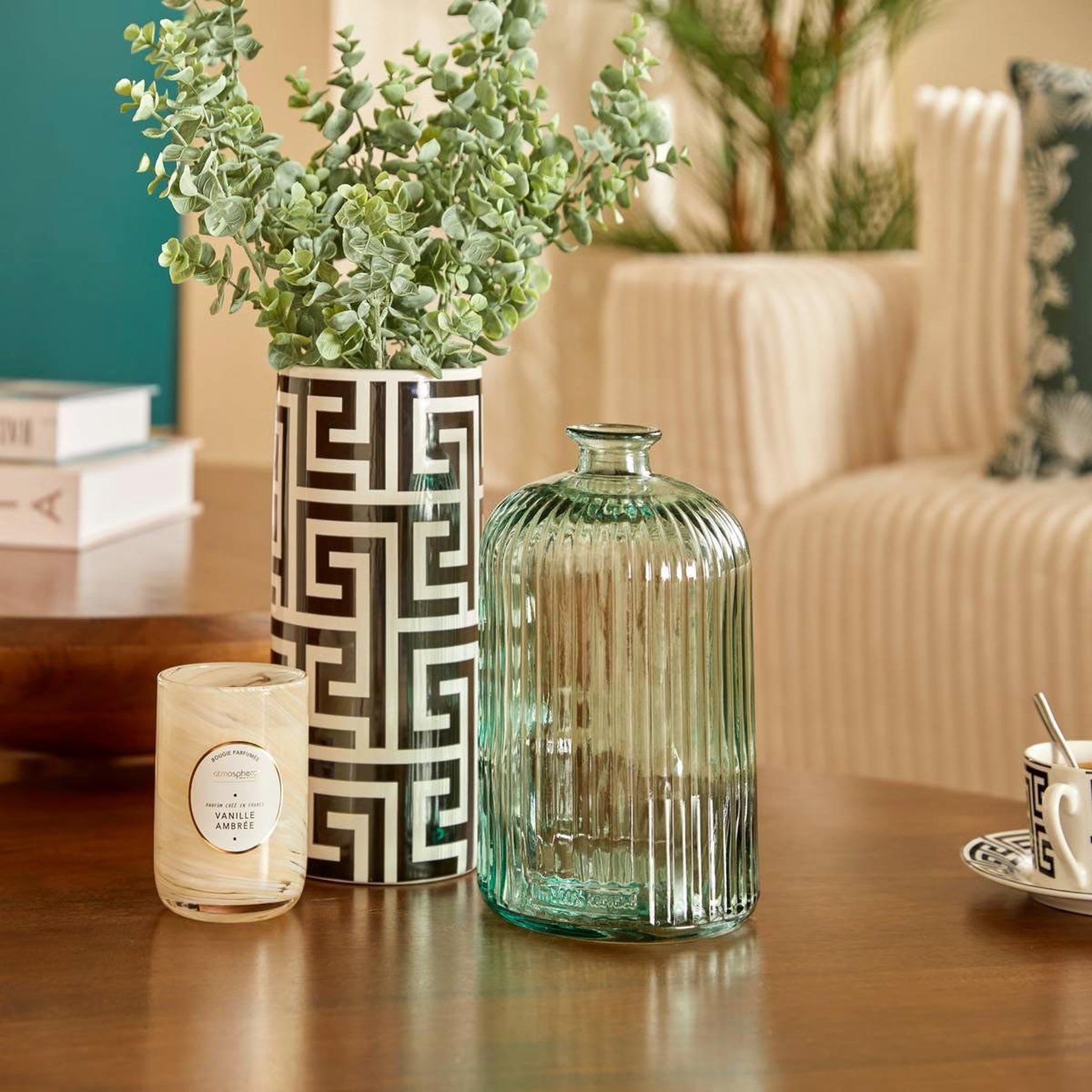 Voir la diapositive 3 : ATMOSPHERA Vase design en verre strié  luz  23cm vert