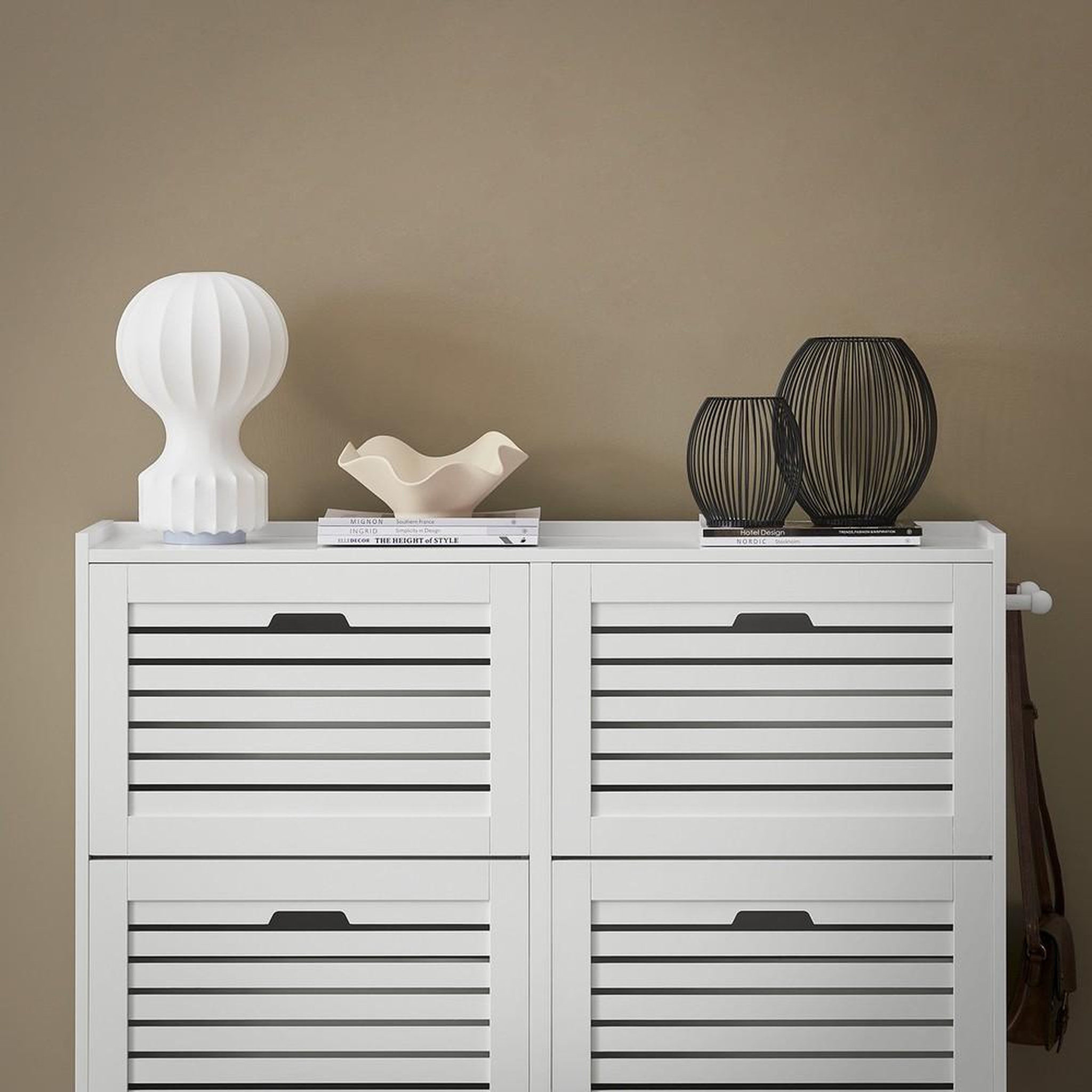 Voir la diapositive 4 : SOBUY SoBuy - Meuble À Chaussures 6 portes - Blanc - 115x30x112cm - Nordique - FSR145-W