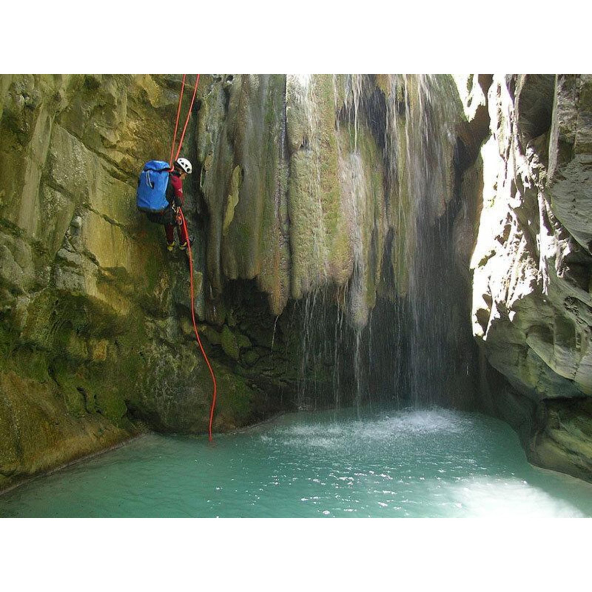 Smartbox Descente découverte des plus beaux canyons en solo - Coffret Cadeau Sport & Aventure