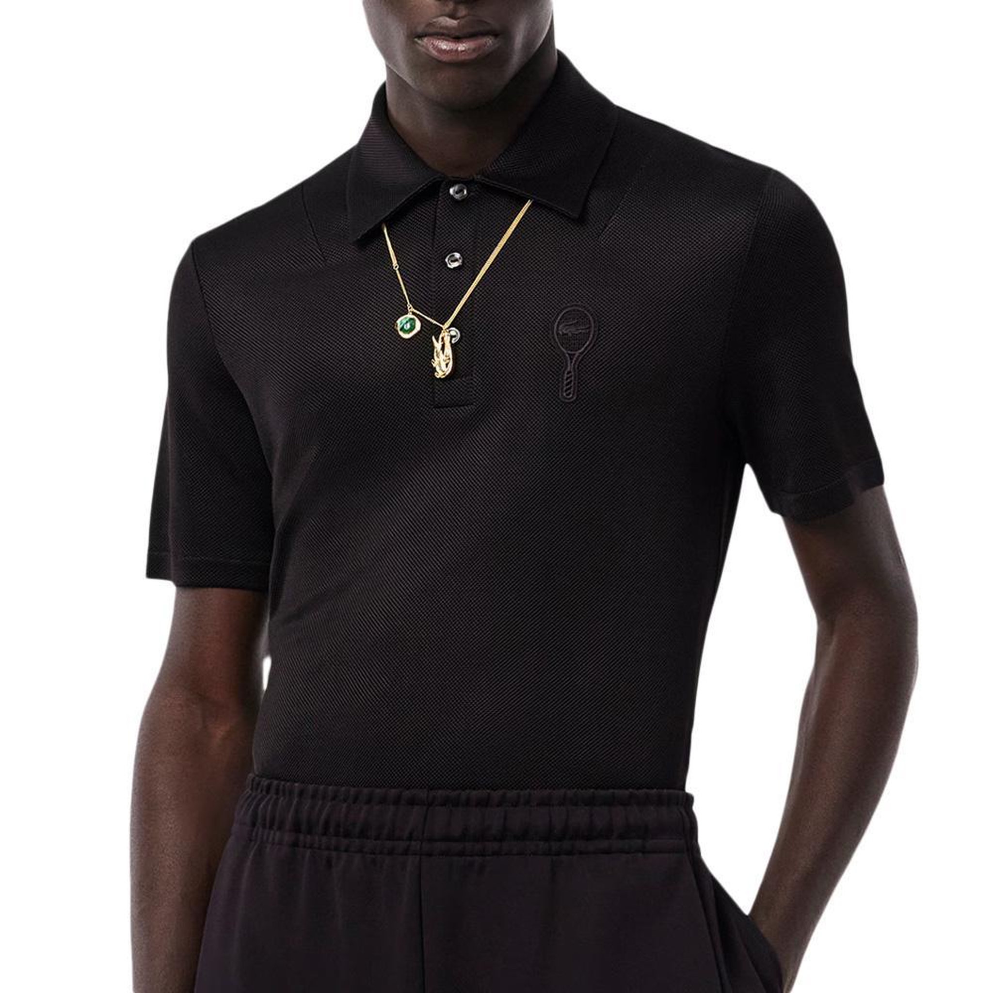 Lacoste Polo noir homme lacoste runway regular fit satin. Coloris disponibles : Noir