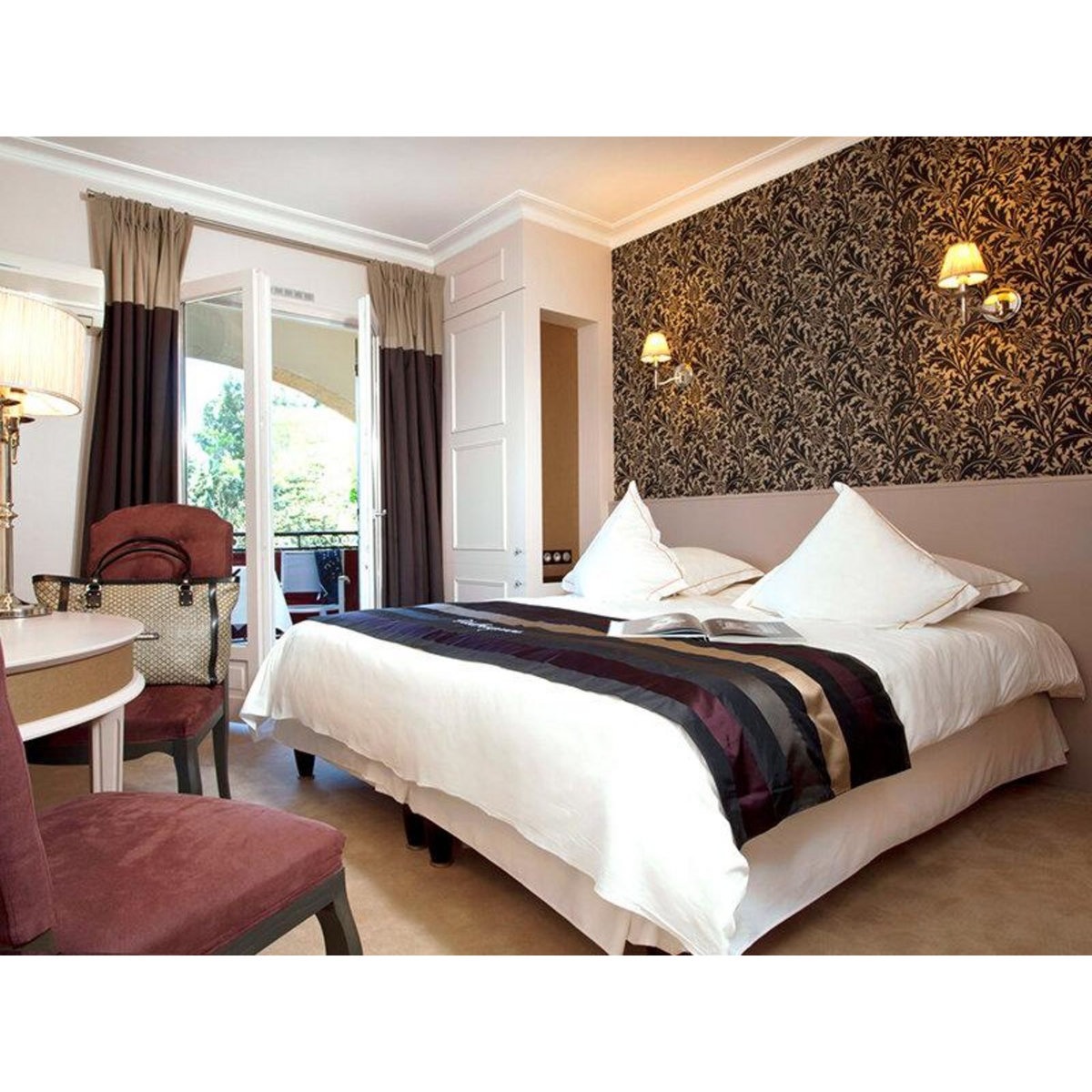 Smartbox Séjour prestige en hôtel 5* avec petit-déjeuner - Coffret Cadeau Séjour