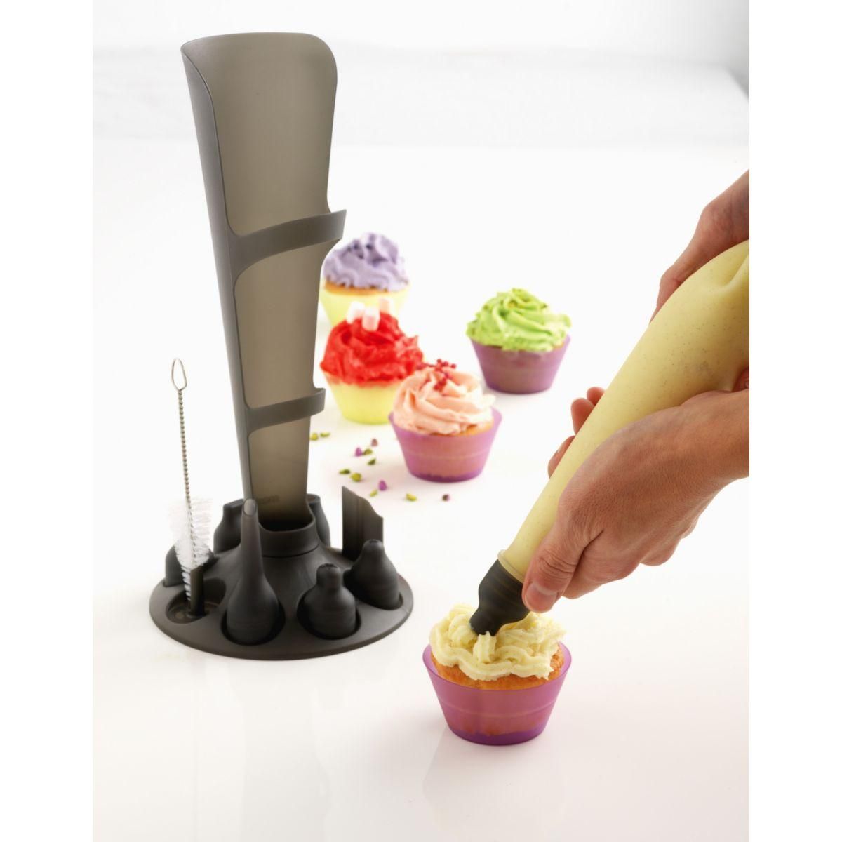 MASTRAD Poche à douilles x 2 + 6 douilles + accessoires