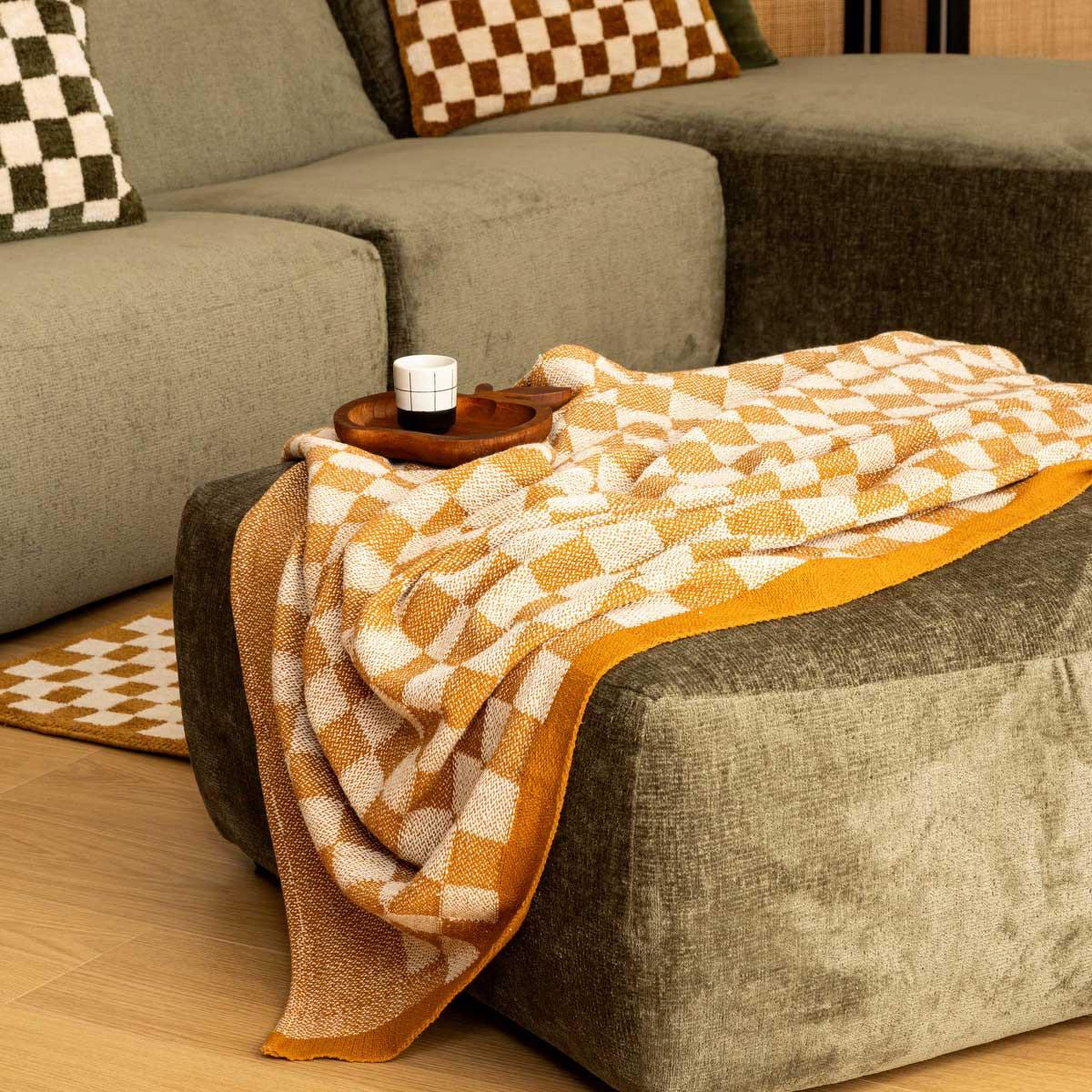 Voir la diapositive 5 : ATMOSPHERA Plaid tricot damier  itha  130x180cm ocre
