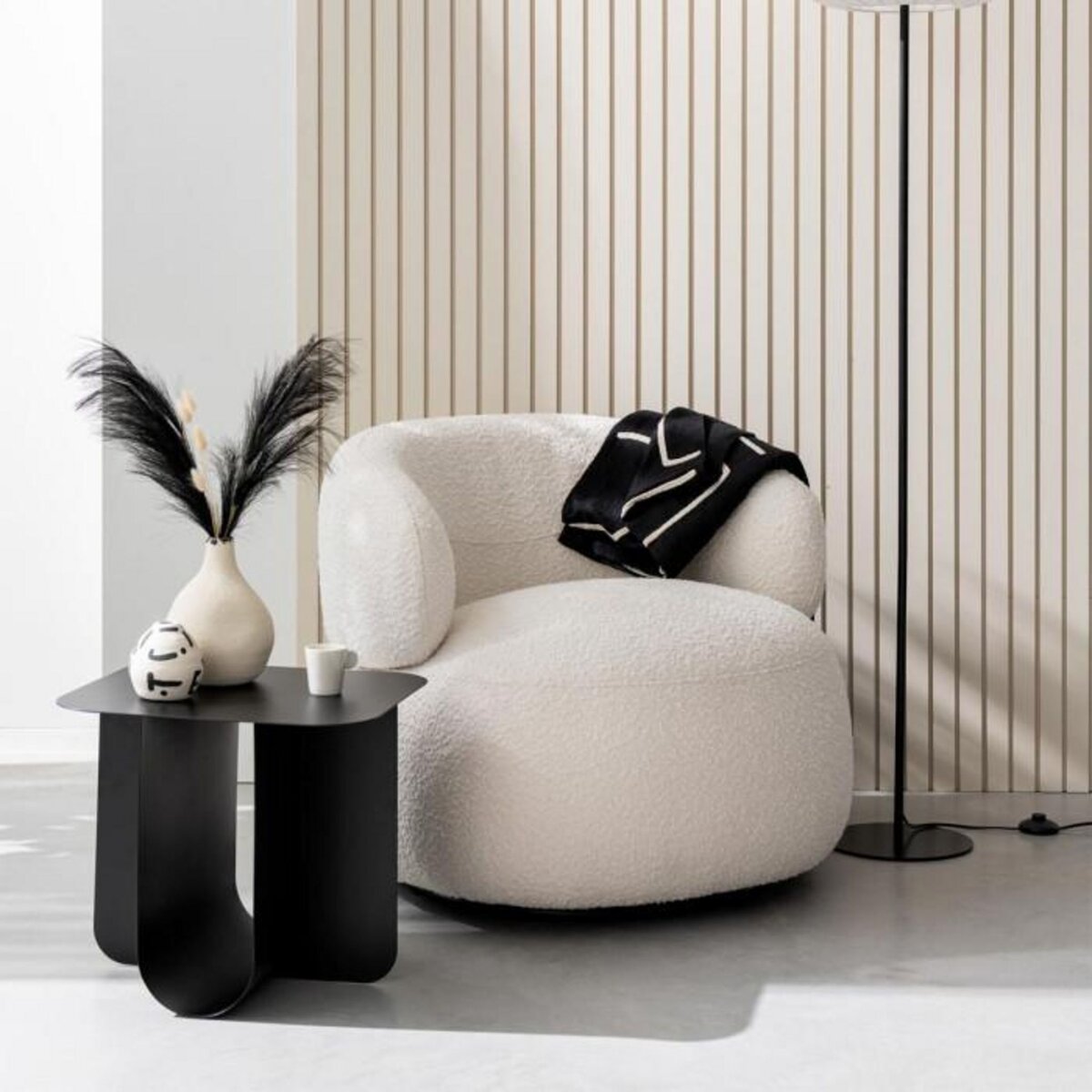 Paris Prix Table d'Appoint Carrée en Métal  Reva  39cm Noir