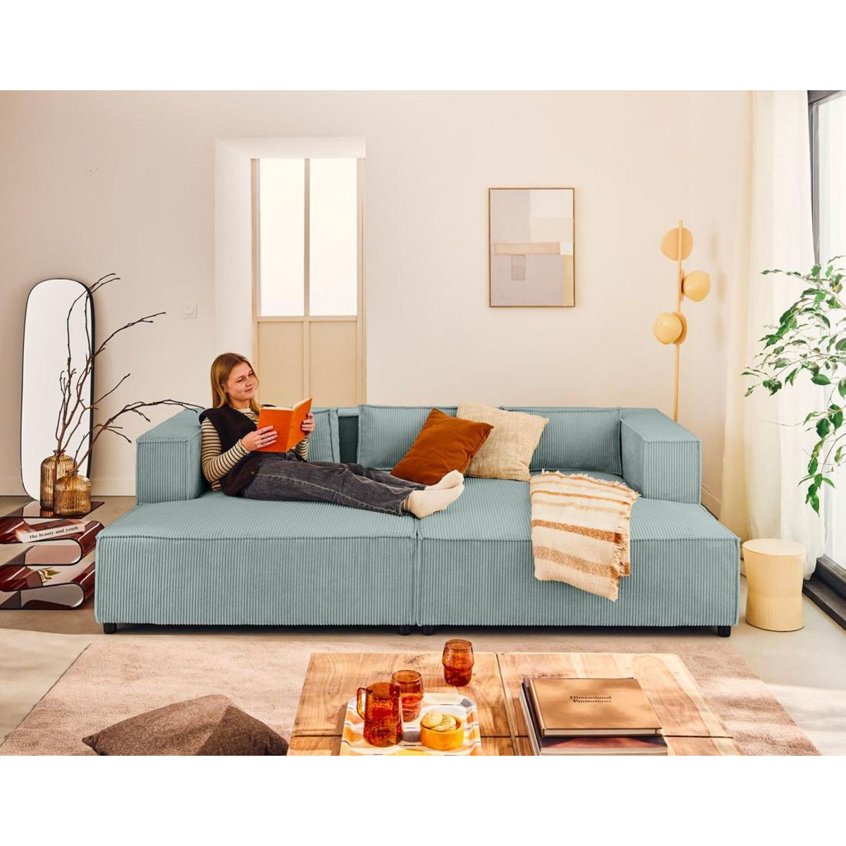 LISA DESIGN Stella - canapé droit 3 places avec double méridienne - assise profonde - en velours côtelé