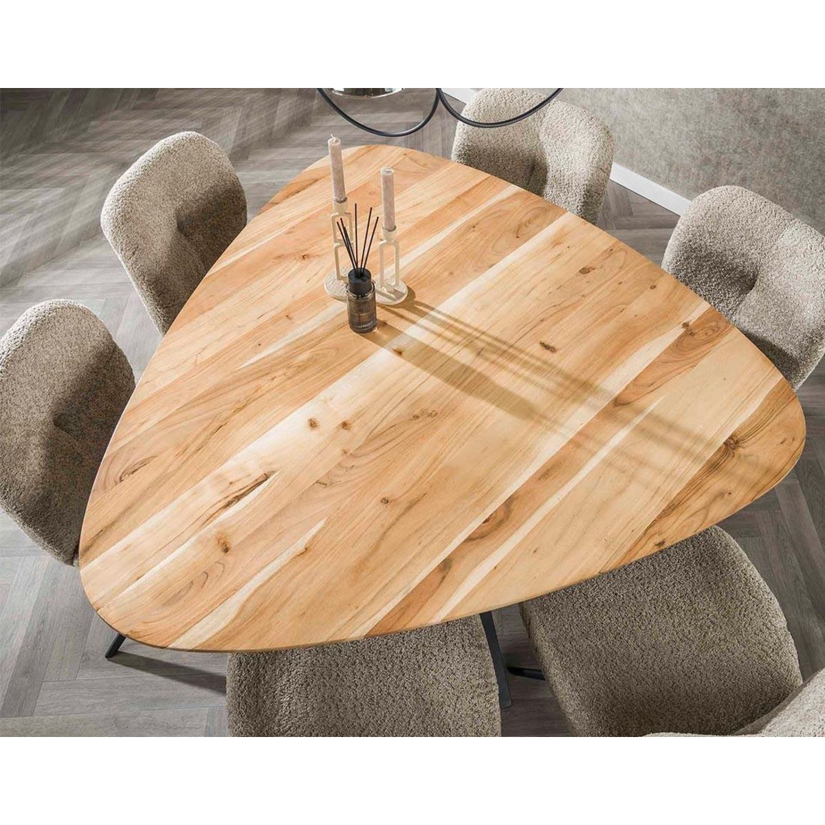 LISA DESIGN Makana - table à manger - bois massif d'acacia et métal - 6 personnes