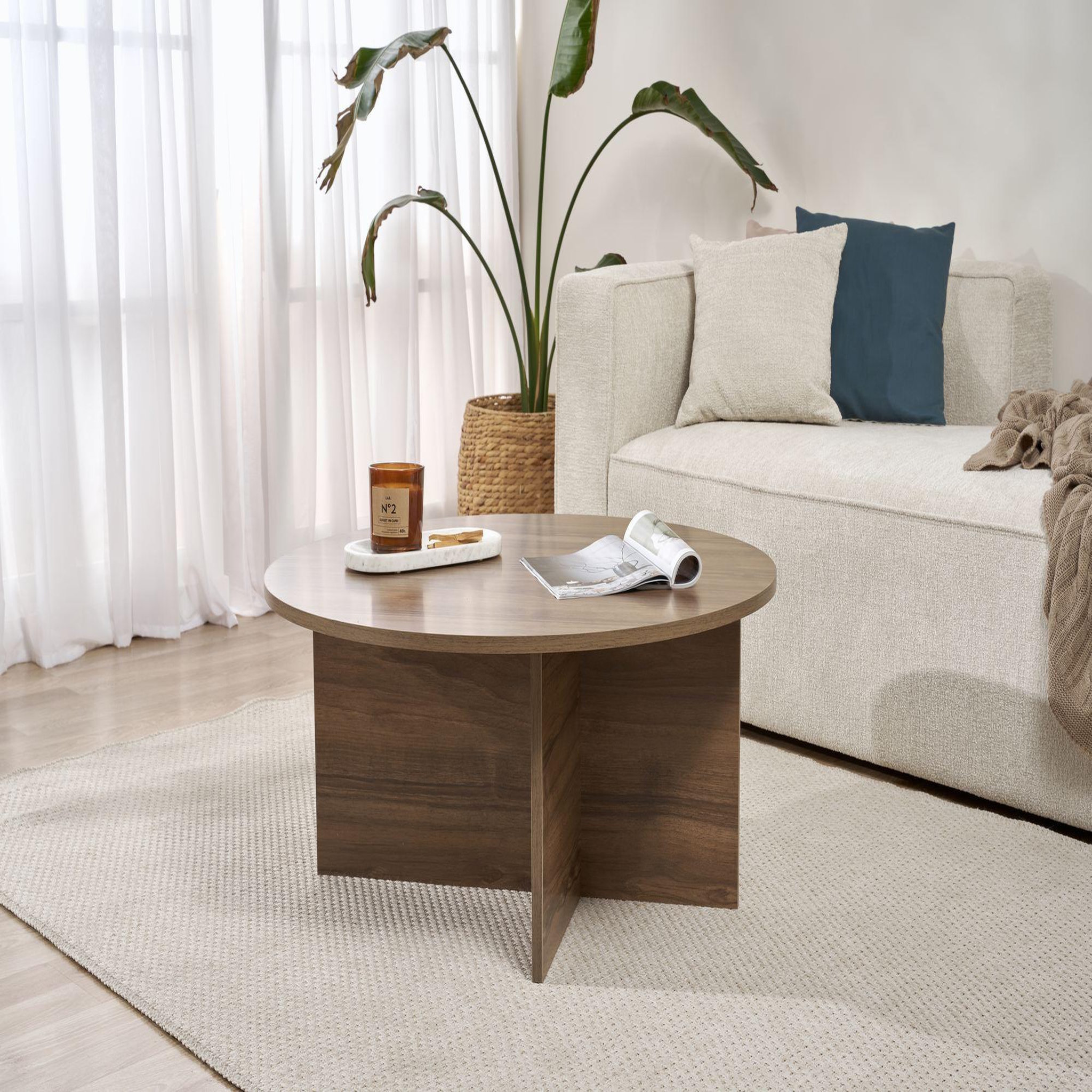 Voir la diapositive 3 : Habitat et Jardin Table basse en bois  soleil  - 90 x 90 x 40 cm - noyer