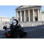 Smartbox Balade commentée en side-car de 20 églises de Paris avec 5 visites pour 2 - Coffret Cadeau Sport & Aventure