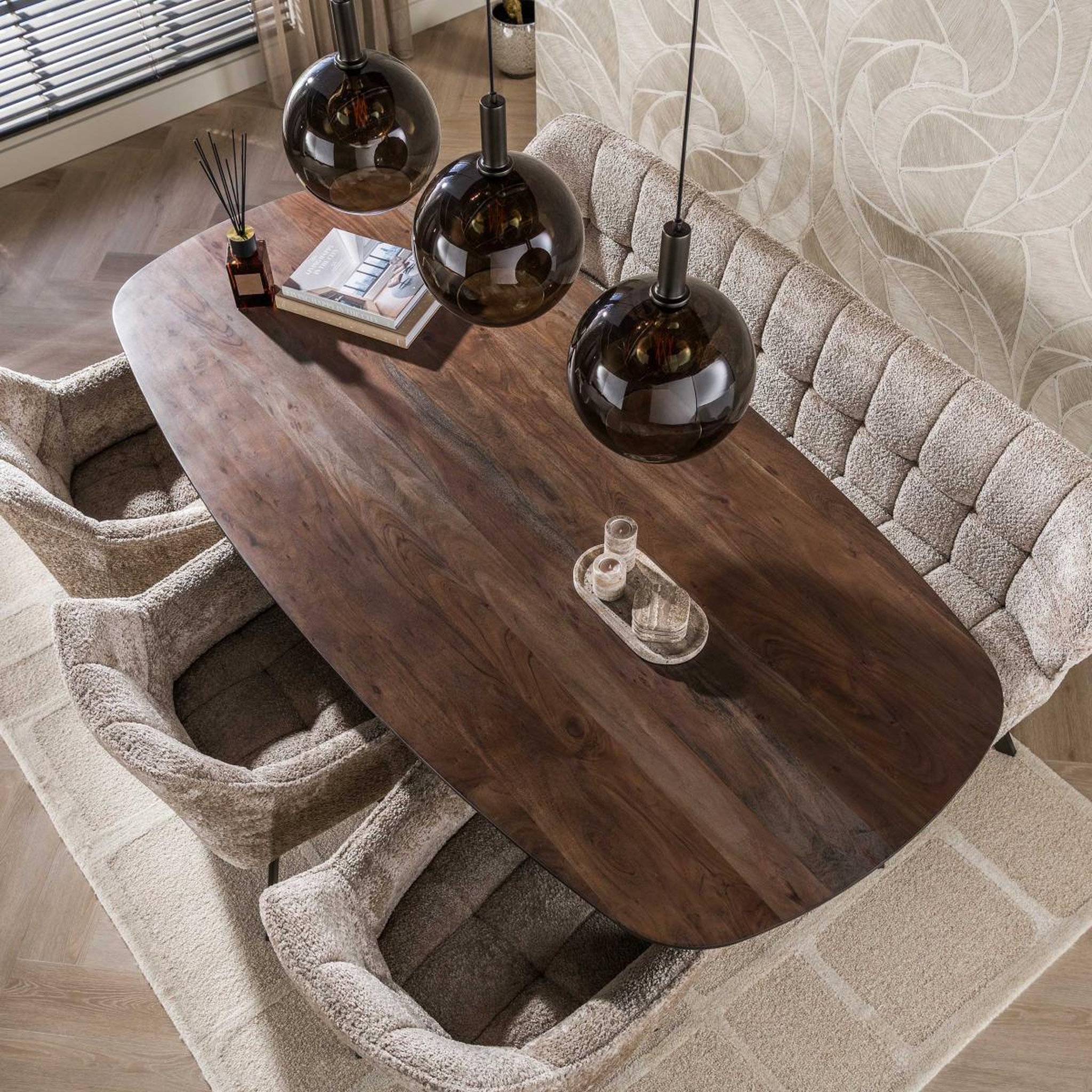 Voir la diapositive 3 : JLC KREATION Table à manger nordique ovale 215cm en bois massif hiza
