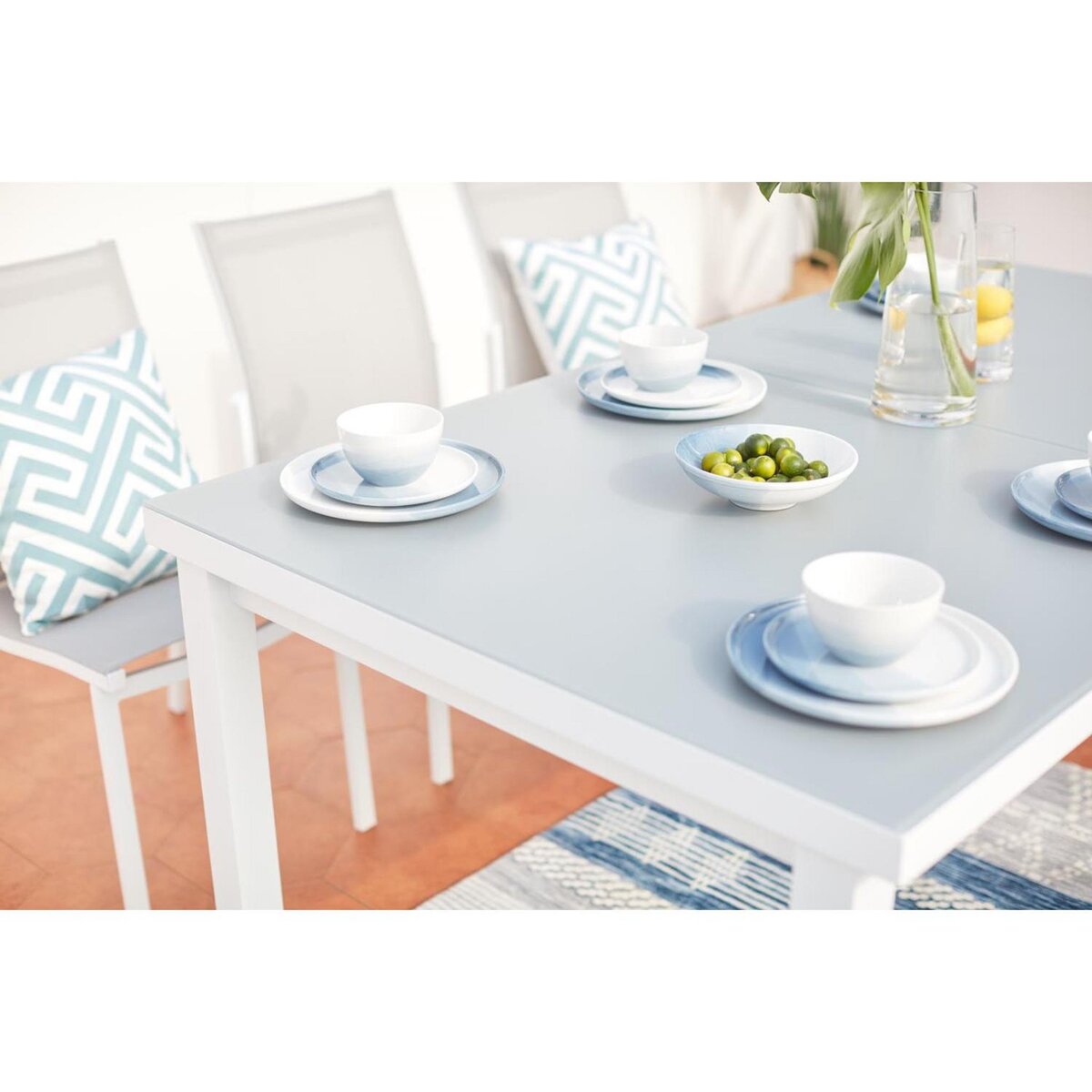 CONCEPT USINE Table de jardin 8 chaises et 2 fauteuils en alu gris-blanc ELADA