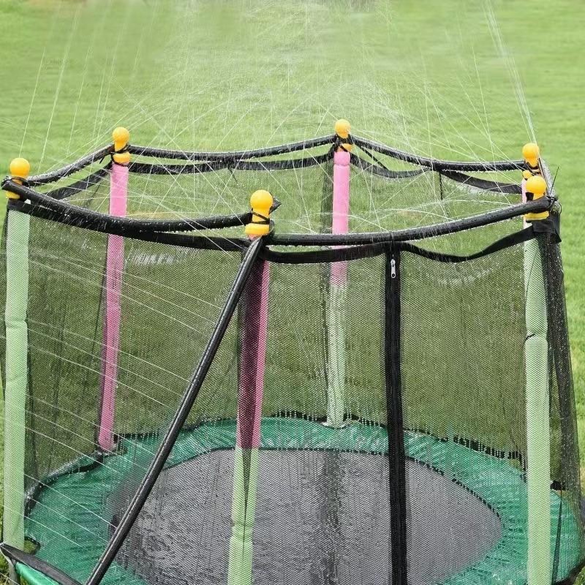 Voir la diapositive 2 : JUMP4FUN Arroseur universel de trampoline d'extérieur pour trampoline - 8 mètres