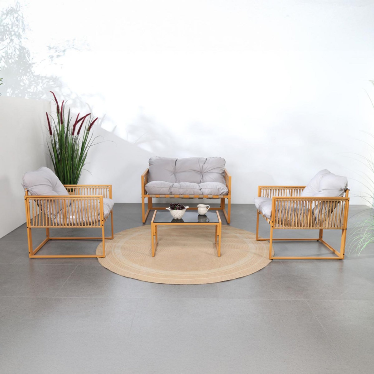 CONCEPT USINE Salon de jardin 4 places effet rotin coussins gris clair TURINI