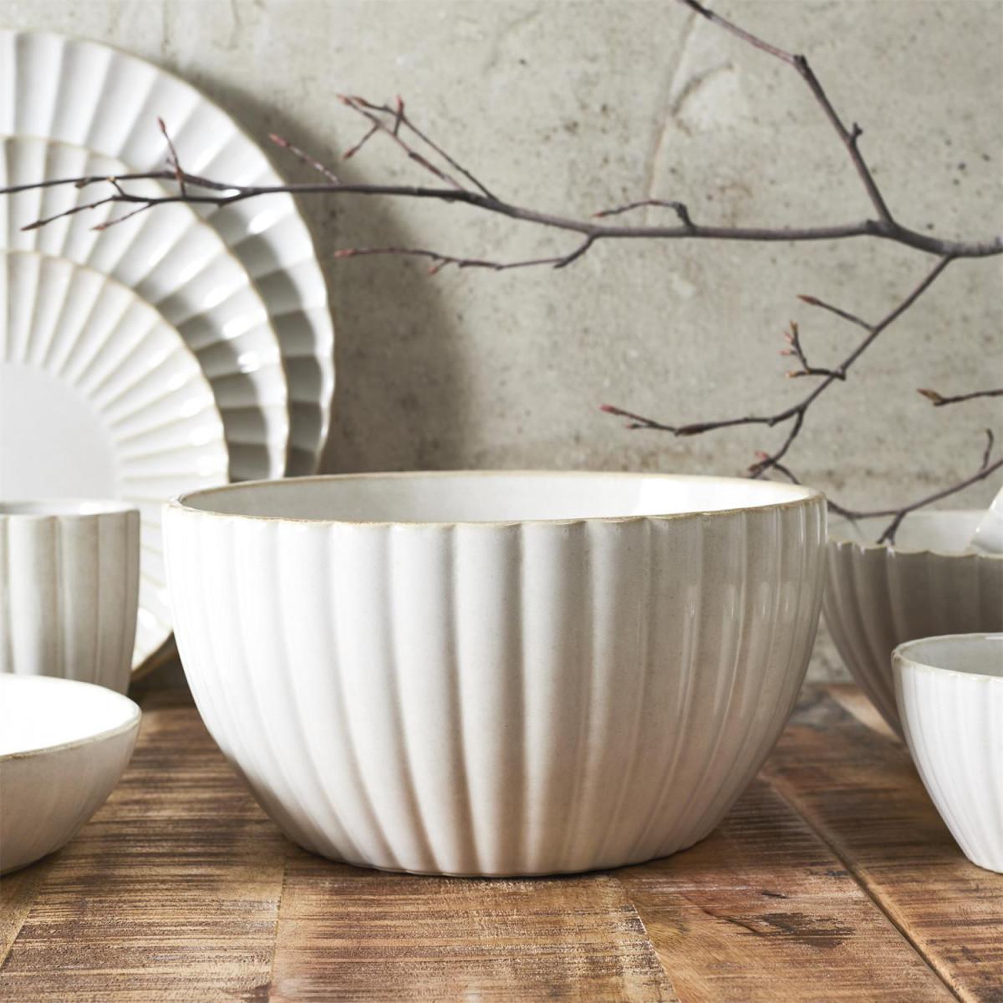 Voir la diapositive 2 : The Home Deco Factory Saladier en céramique  vlora  23cm beige