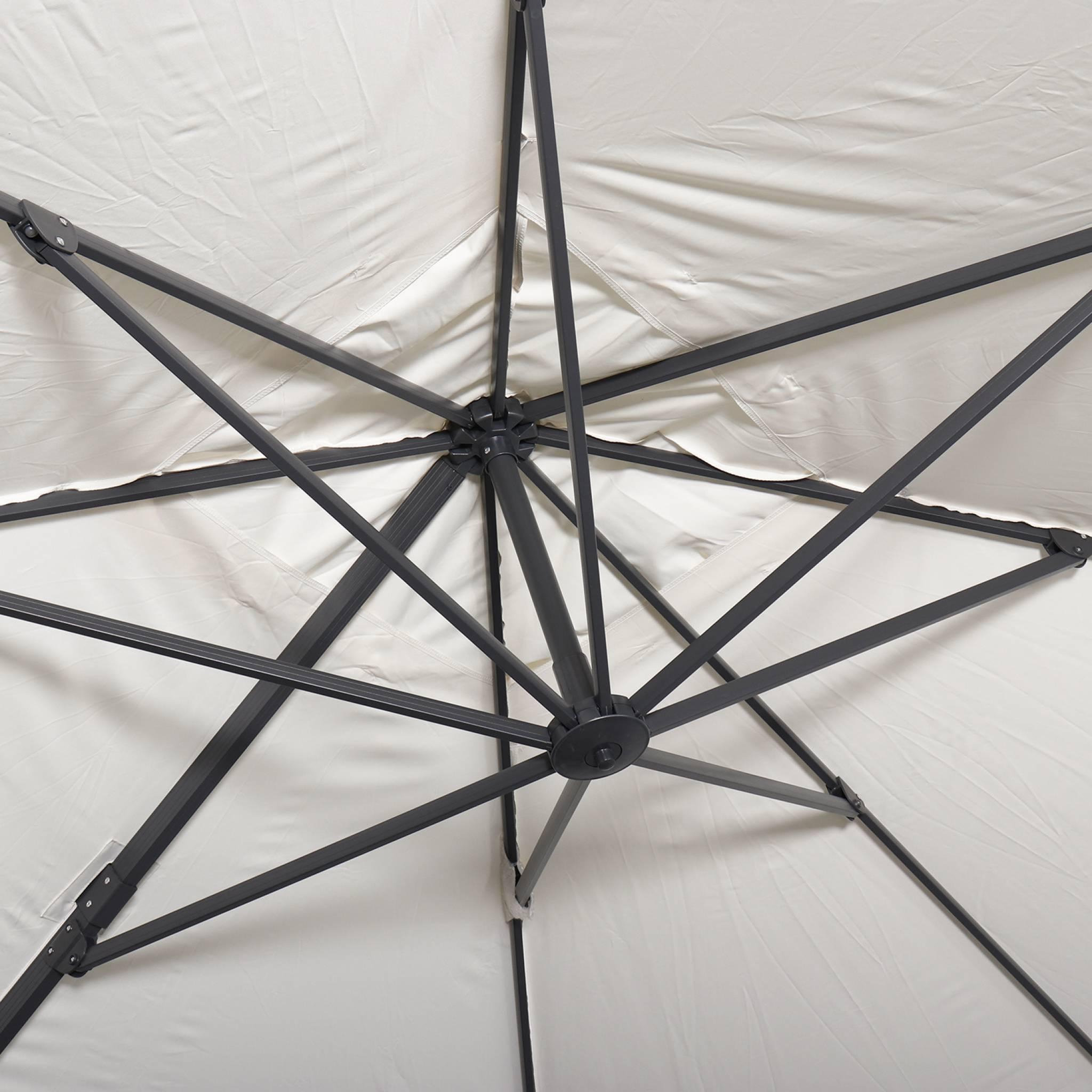 Voir la diapositive 6 : SWEEEK Parasol déporté rectangulaire 3x4 m - Wimereux - Parasol excentré inclinable dans 6 positions, rotatif à 360° + dalles à lester 50x50cm