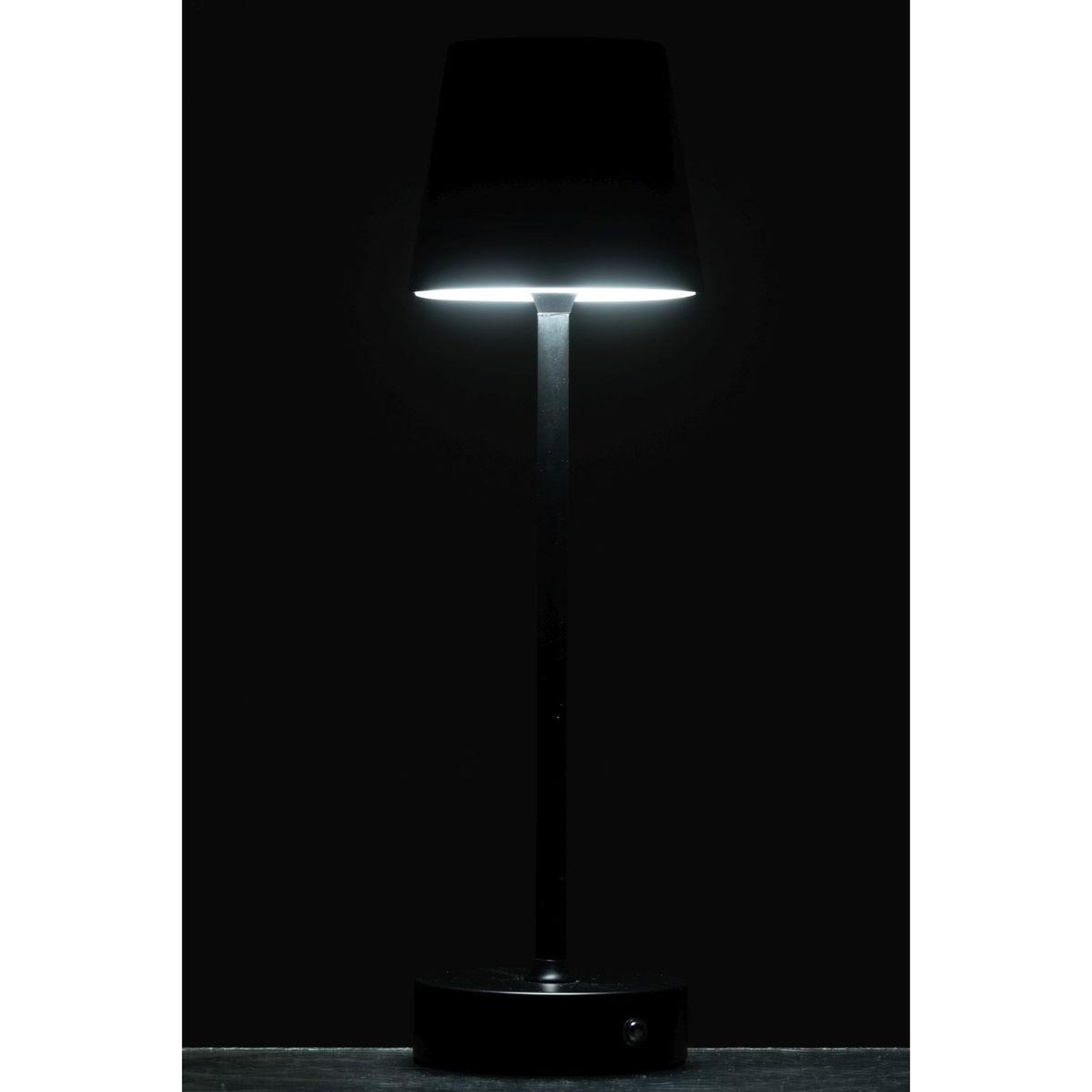 Voir la diapositive 6 : J-LINE Lampe à poser à led  goa  37cm noir