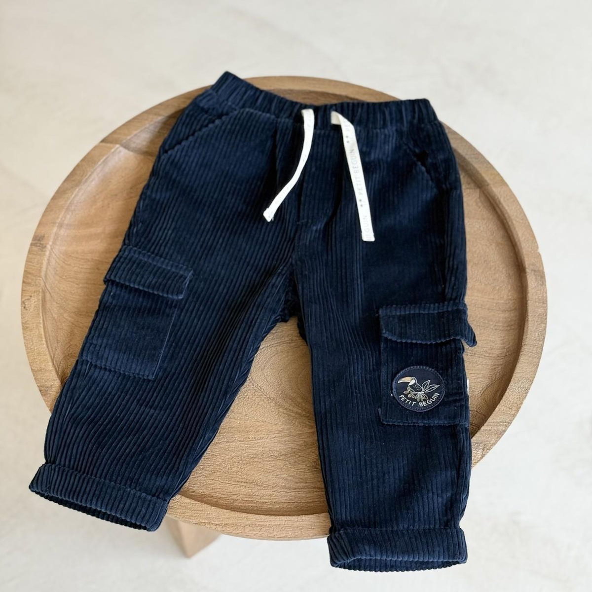 Petit Béguin Pantalon enfant en velours côtelé Boavista