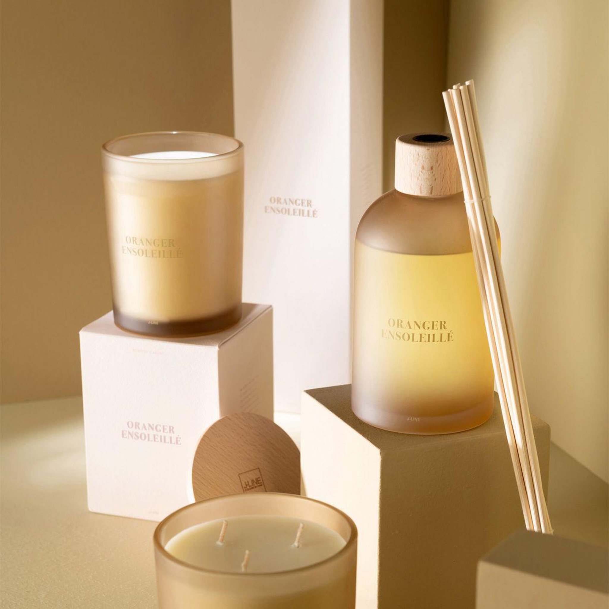 Voir la diapositive 5 : J-LINE Diffuseur de parfum  accords essentiels  550ml oranger ensoleillé