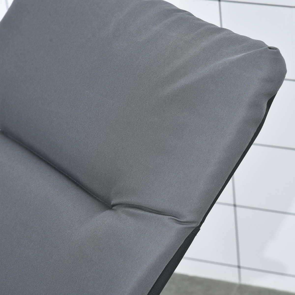 OUTSUNNY Bain de soleil pliable transat inclinable 6 positions grand confort avec matelas + accoudoirs acier polyester gris