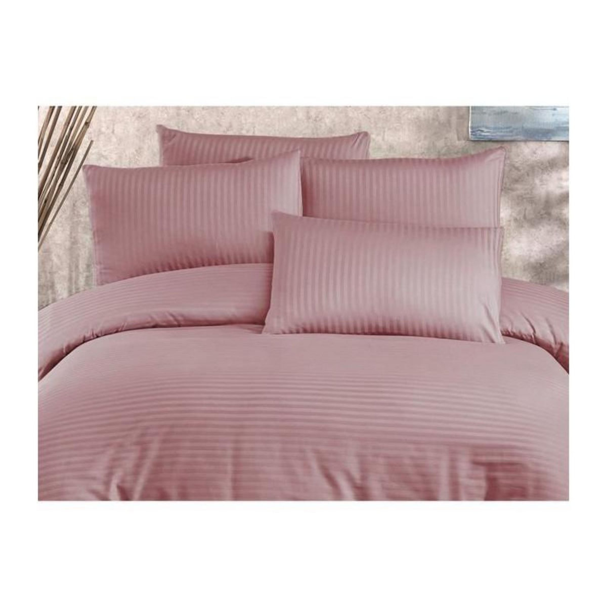 GENERIQUE Parure de lit - 1 housse de couette 220 x 240 cm + 2 taies d'oreiller 60 x 60 cm - 70% polyester, 30% coton - Poudre