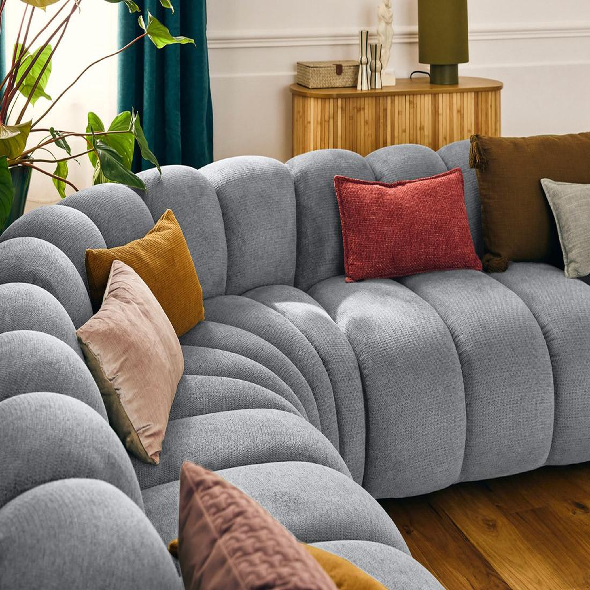 Voir la diapositive 6 : LISA DESIGN Debbie - canapé modulable d'angle droit 5 places en tissu texturé