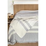Toison d'or Jeté de lit 230x250 cm en coton gaufré PIENZA naturel et eau de bleu, par Toison d'or